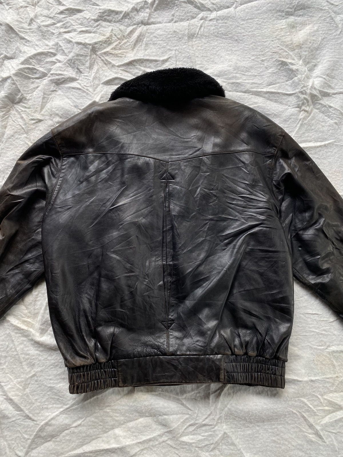 Vintage VINTAGE LEATHER BLACK MEN JACKET FUR COLLAR Size US M / EU 48-50 / 2 - 5 Thumbnail