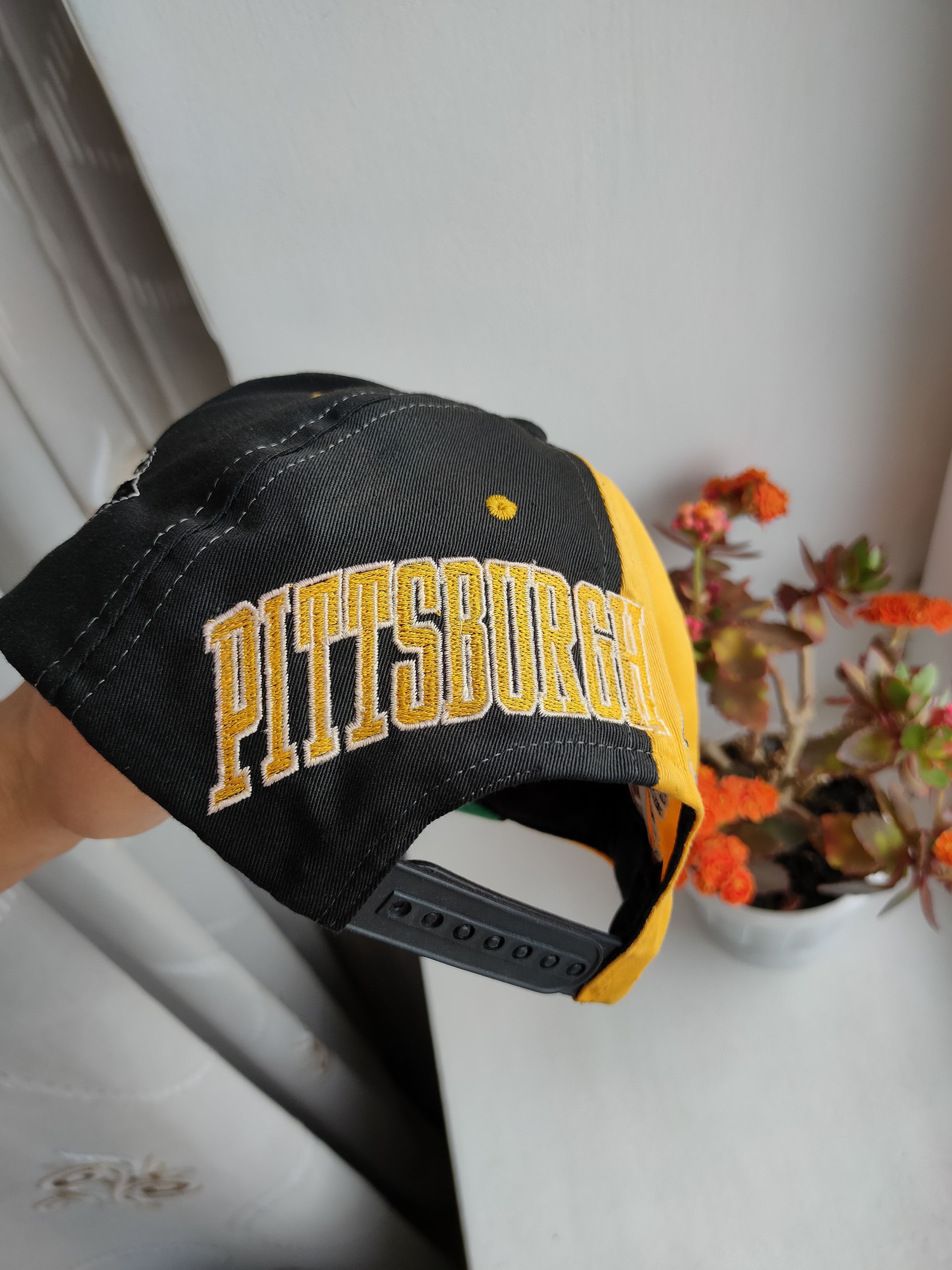 NHL NHL Pittsburgh Penguins vintage cap hat rare cap big logo PP Size ONE SIZE - 8 Thumbnail
