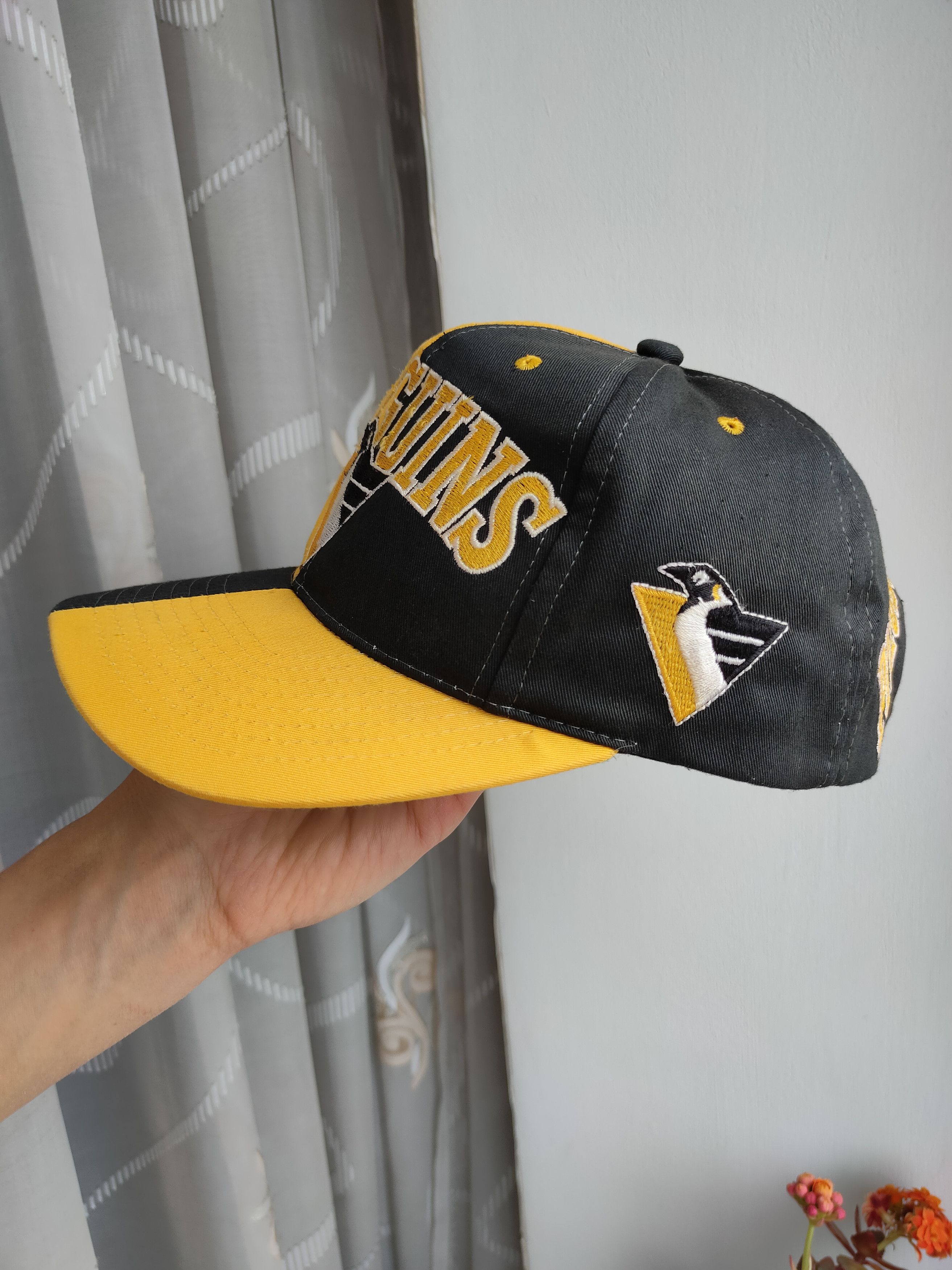 NHL NHL Pittsburgh Penguins vintage cap hat rare cap big logo PP Size ONE SIZE - 3 Thumbnail