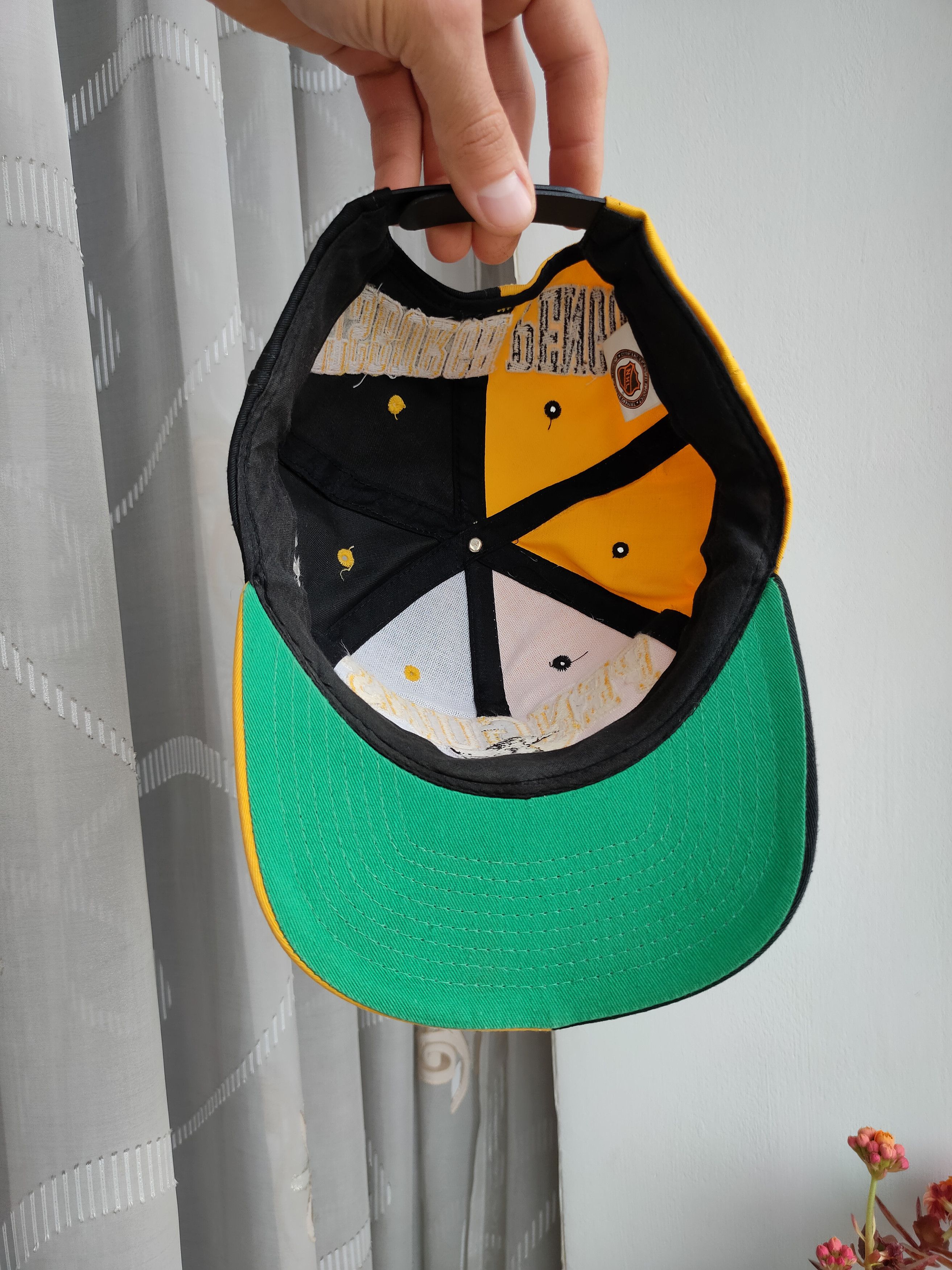 NHL NHL Pittsburgh Penguins vintage cap hat rare cap big logo PP Size ONE SIZE - 10 Thumbnail