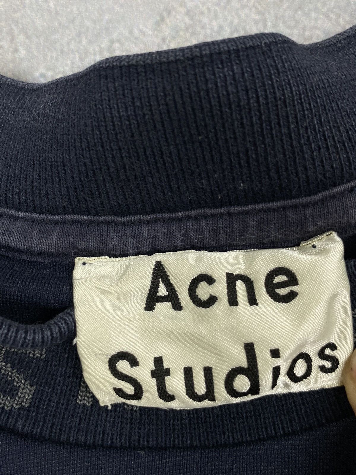 Acne Studios Acne Studios Navid t shirt navy neck Size US S / EU 44-46 / 1 - 6 Thumbnail