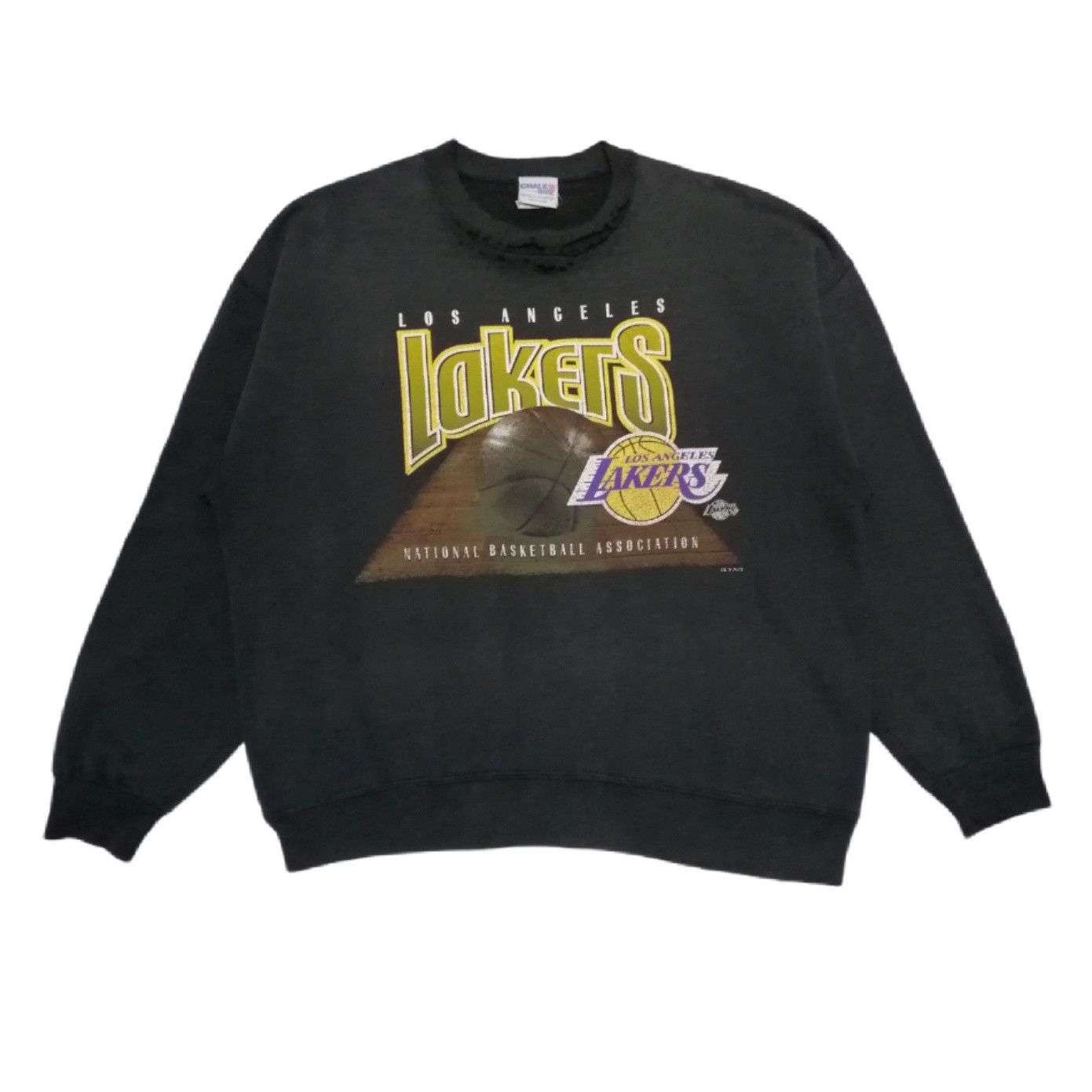 Vintage 🔥Vintage 90s L.A Lakers NBA distressed Sweatshirt Size US XL / EU 56 / 4 - 1 Thumbnail