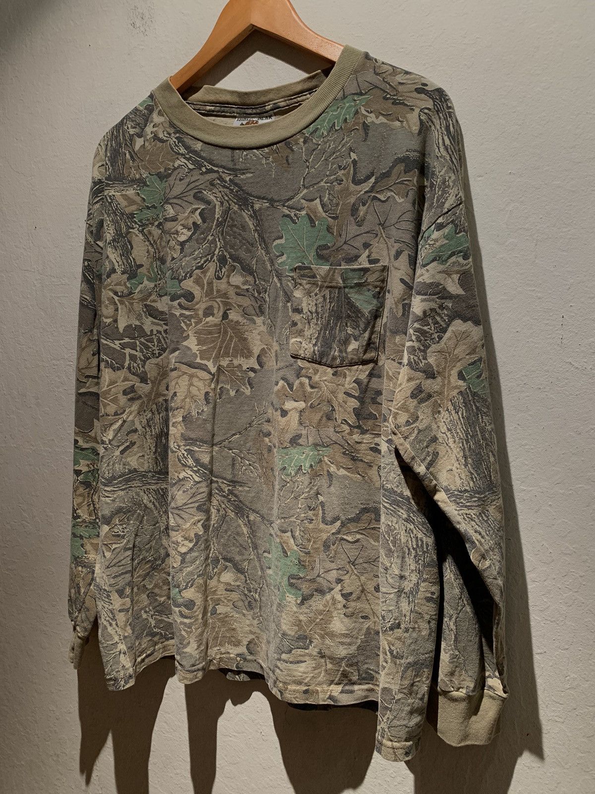 image of Vintage High Peak Real Tree Camo Long sleeve Usa Pocket Shirt in Realtree Camo, Men's (Size XL)