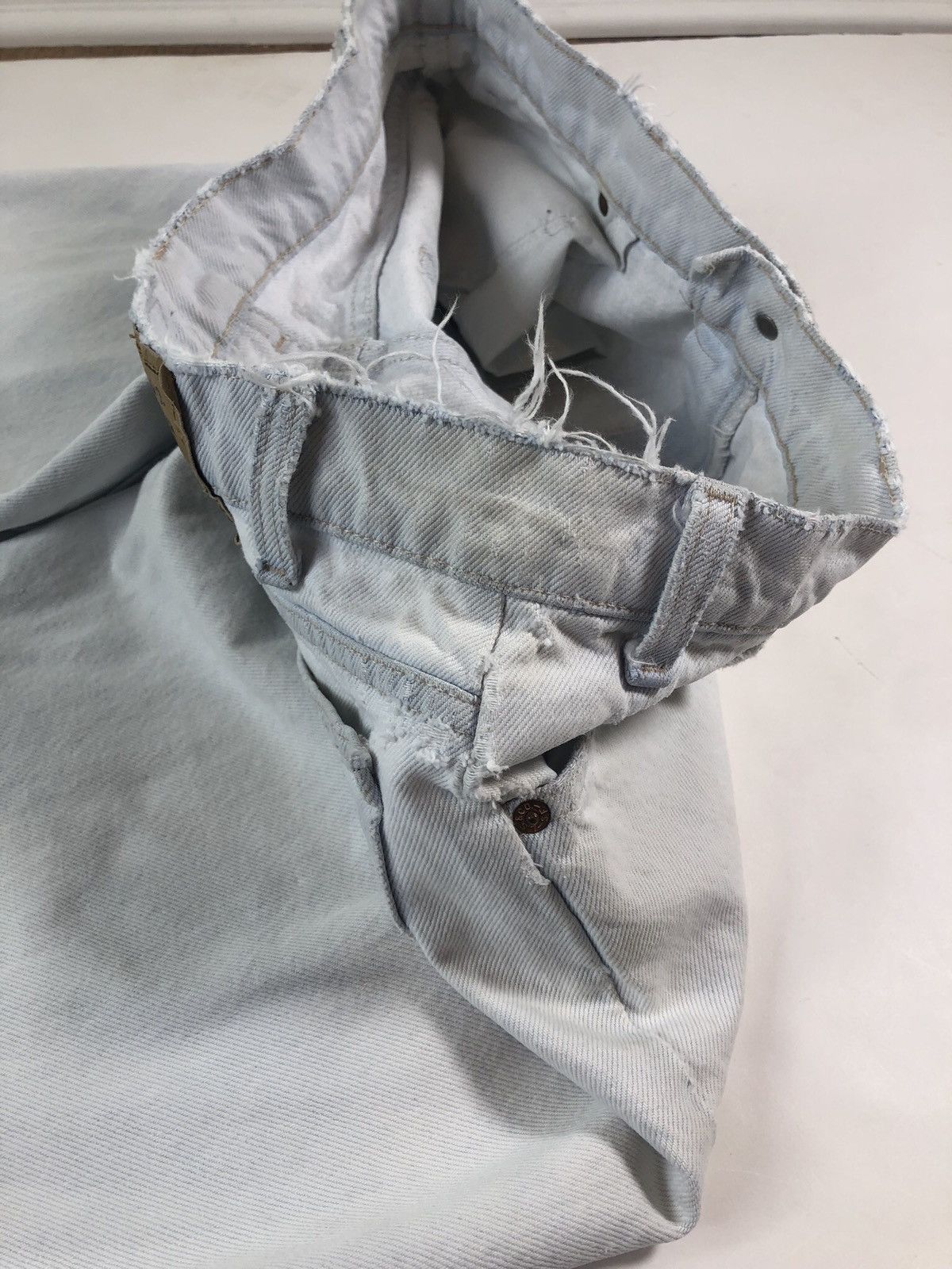 Levi's × Vintage Vintage 90s Levi's 550 Orange Tab Relaxed Distressed Jeans Size US 33 - 12 Thumbnail