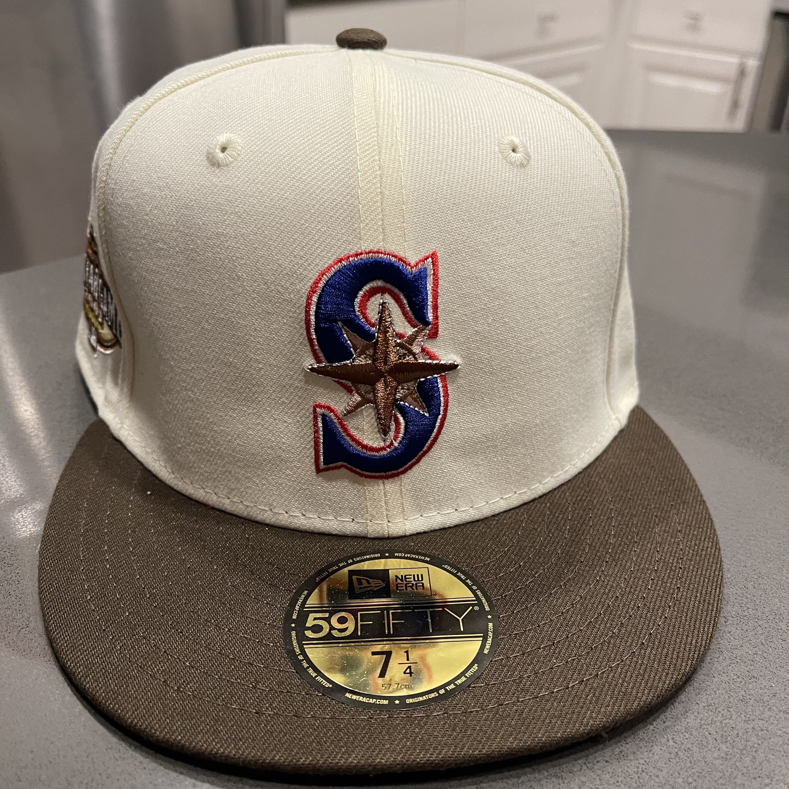 Seattle Mariners 7 1/2 Chrome White Snickers Fitted JustFitteds Not Hat  Club