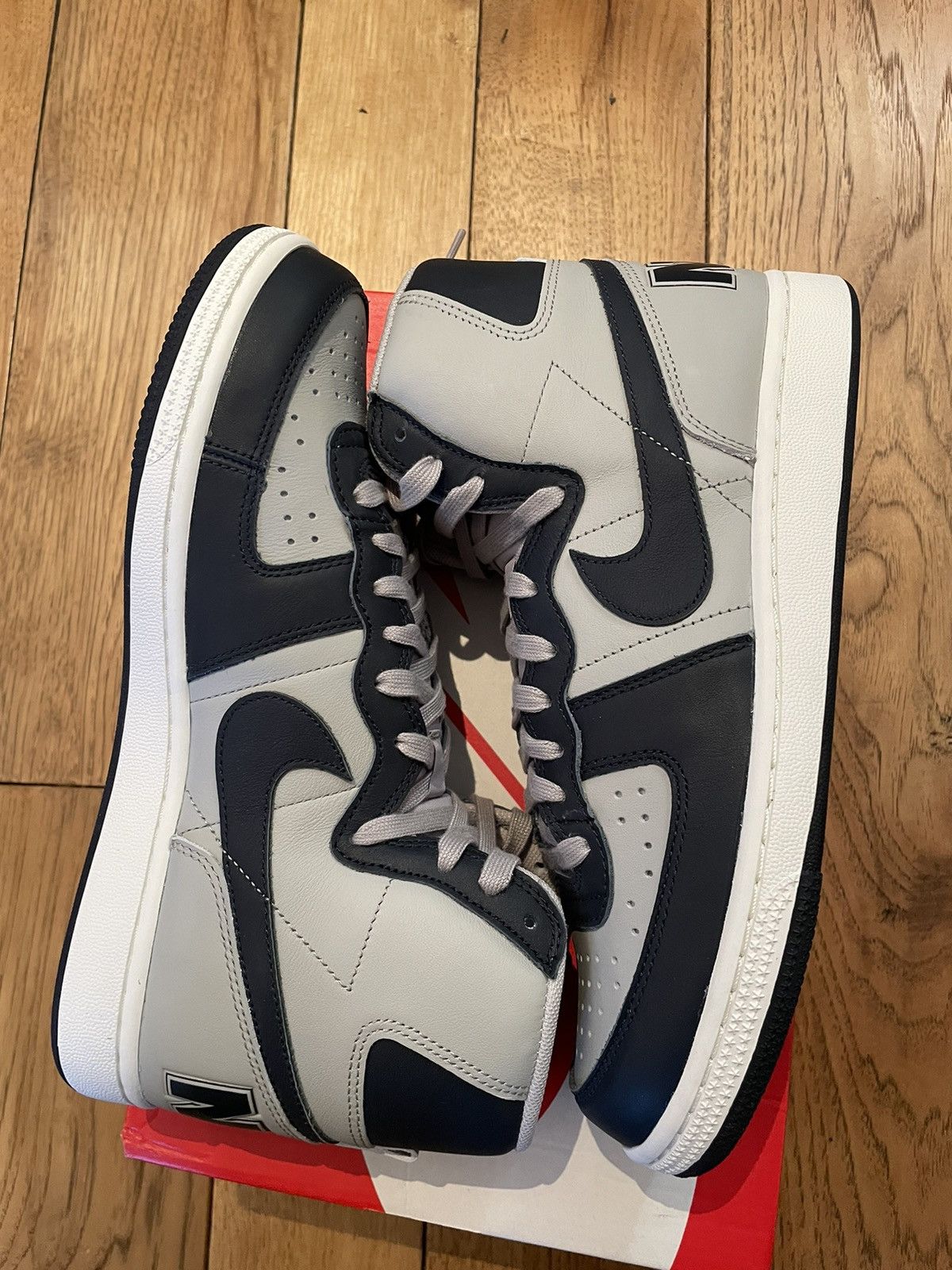 Nike Terminator High Georgetown Retro 2022 Size US 9 / EU 42 - 2 Thumbnail