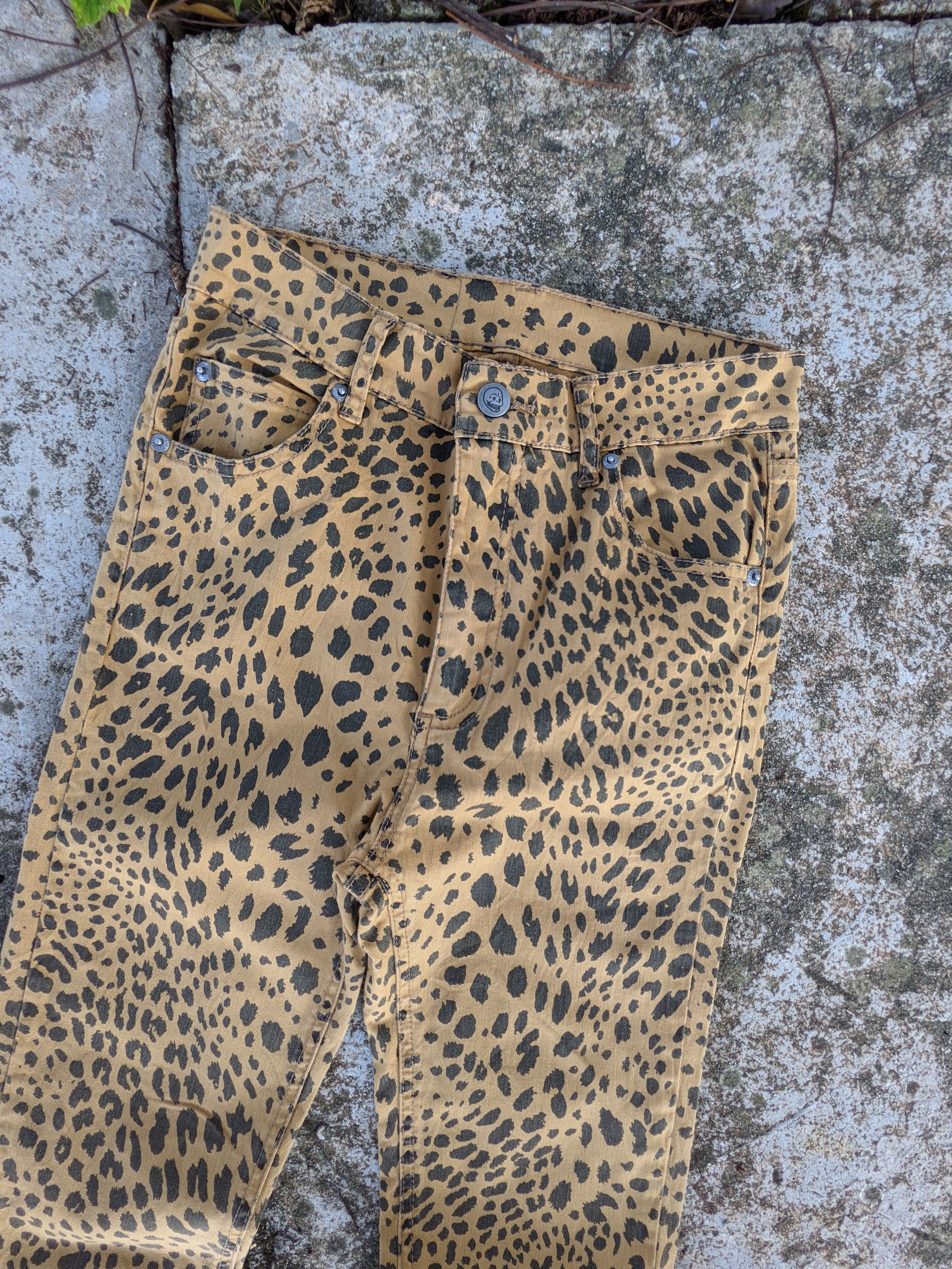 Cheap Monday × Japanese Brand ⚡️Steals⚡️ Cheap Monday Leopard Stretch Pant Size 26" / US 2 / IT 38 - 3 Thumbnail