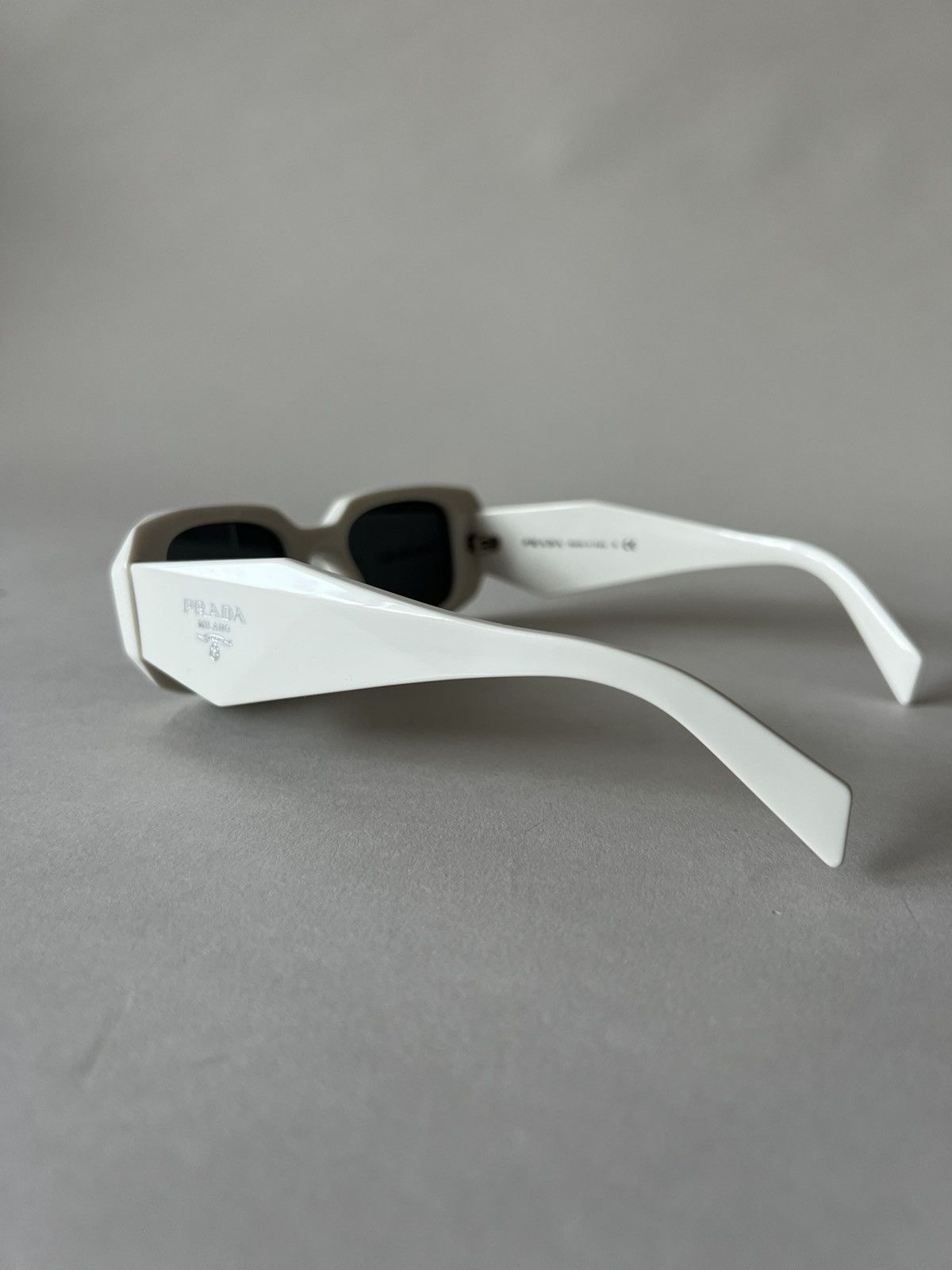 Prada Prada Frame Logo Sunglasses Size ONE SIZE - 3 Thumbnail