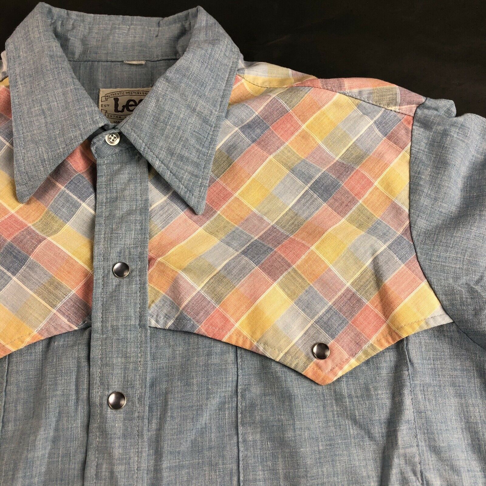Lee × Vintage Vintage 70s 80s Lee Western Chambray Pearl Snap Shirt Size US L / EU 52-54 / 3 - 3 Thumbnail