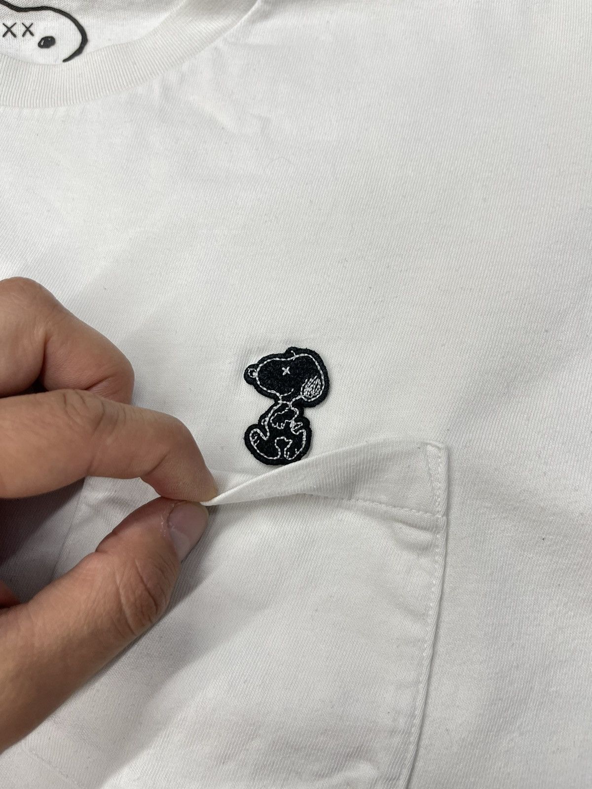 Kaws × Peanuts × Uniqlo Mens Uniqlo Kaws Peanuts T Shirt White Caloborations Size US S / EU 44-46 / 1 - 4 Thumbnail