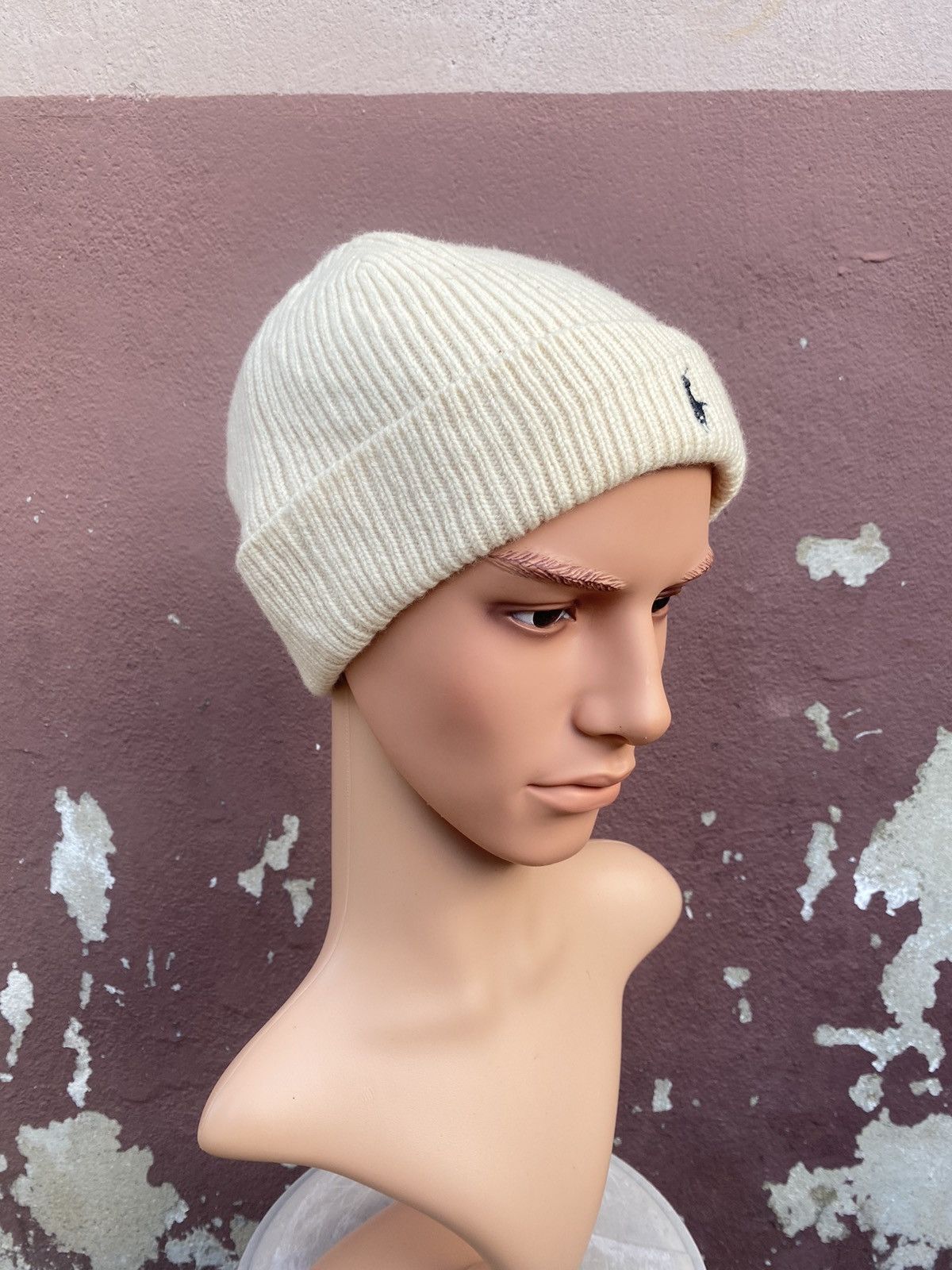 Polo Ralph Lauren Vintage Polo Ralph Lauren Small Pony Lambswool Beanie Hat Size ONE SIZE - 2 Thumbnail