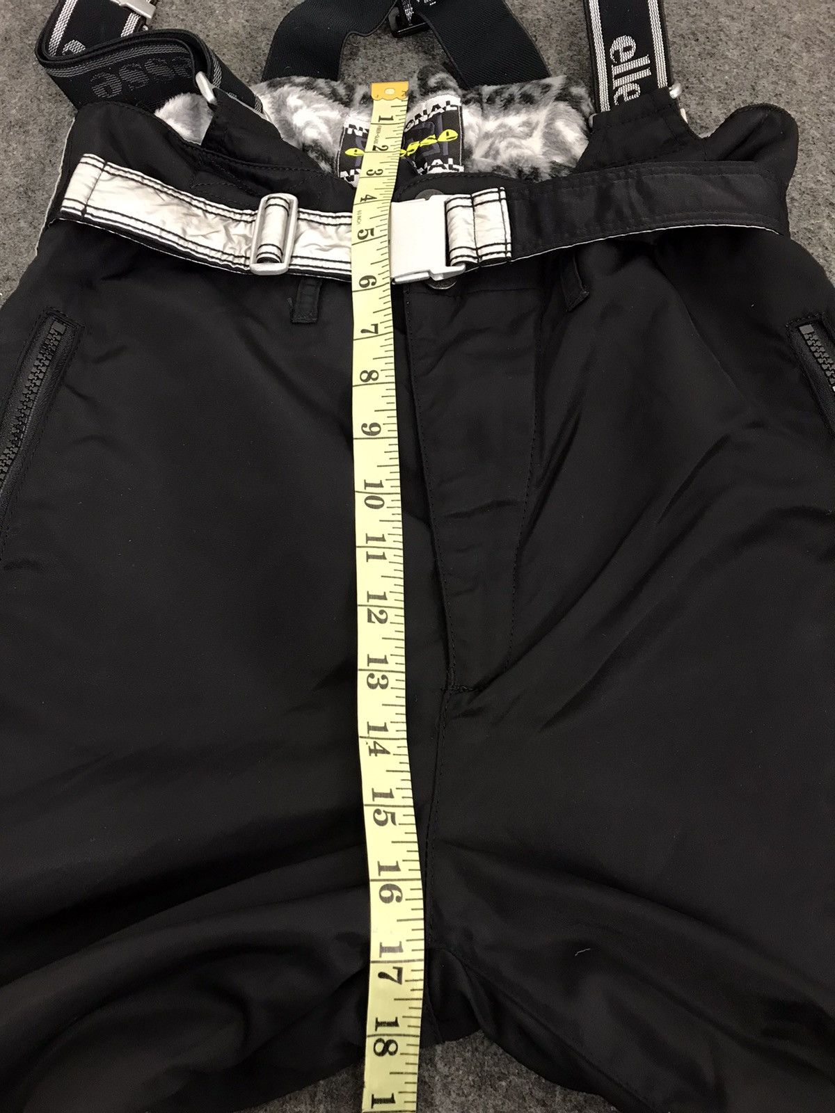 Ellesse × Sports Specialties My Signal Ellesse Pant Hiking Quilted Tactical Design Size US 29 - 11 Thumbnail