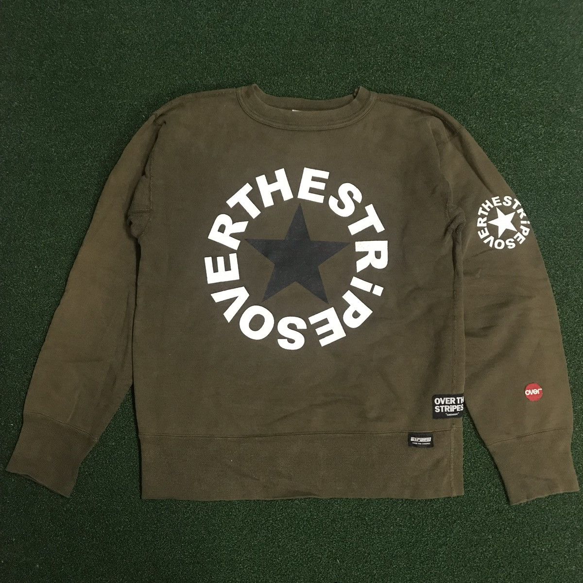 Designer × Japanese Brand × OVER THE STRiPES Over The Stripes Xmas Winter Sale Size US M / EU 48-50 / 2 - 1 Thumbnail