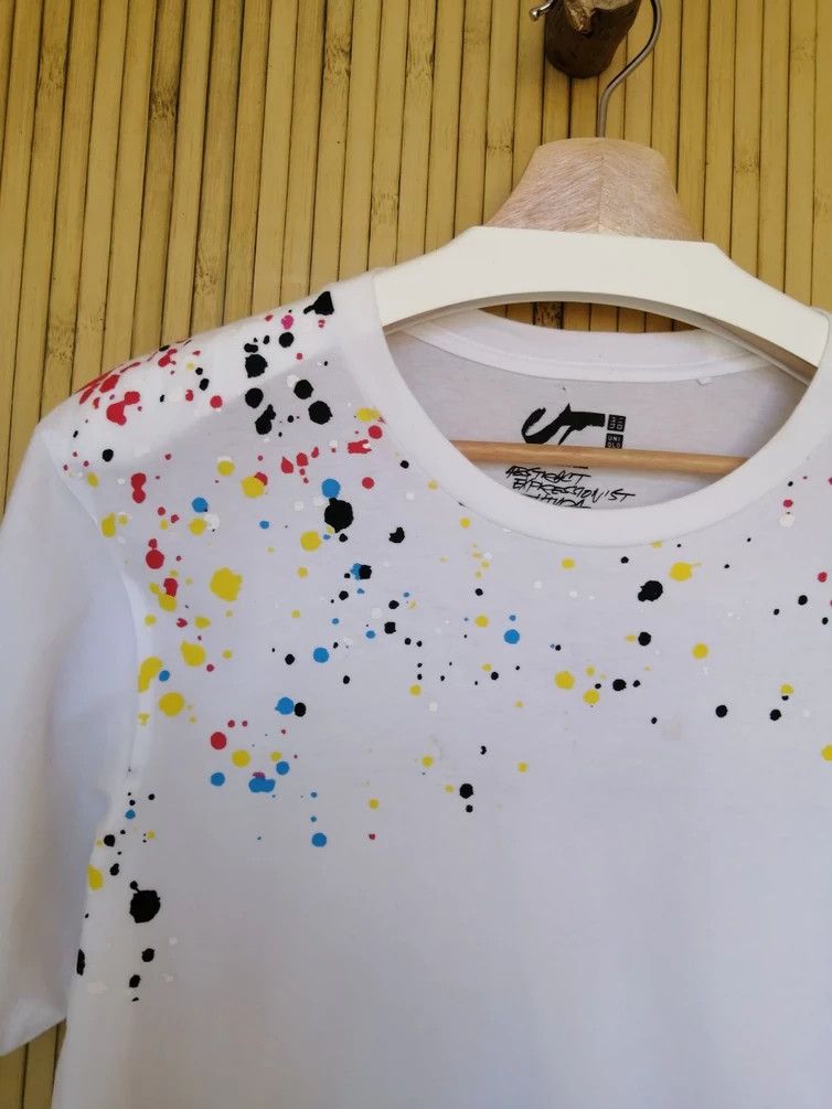Futura × Uniqlo FUTURA x UT Tshirt Size US L / EU 52-54 / 3 - 5 Thumbnail