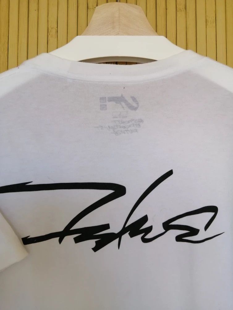 Futura × Uniqlo FUTURA x UT Tshirt Size US L / EU 52-54 / 3 - 3 Thumbnail