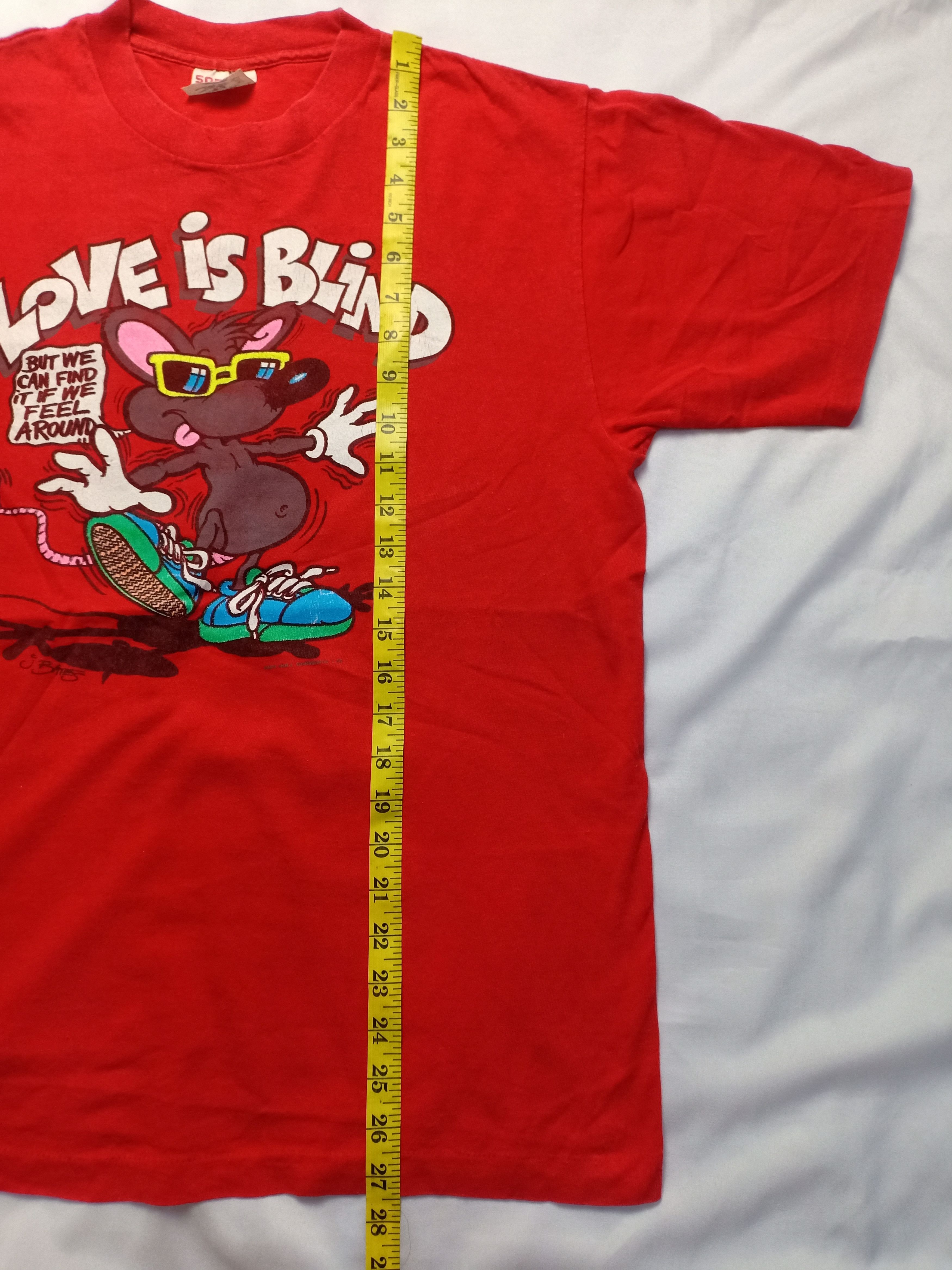 Vintage Vintage 80s Love is Blind Tee USA Mouse Art Size US L / EU 52-54 / 3 - 5 Thumbnail