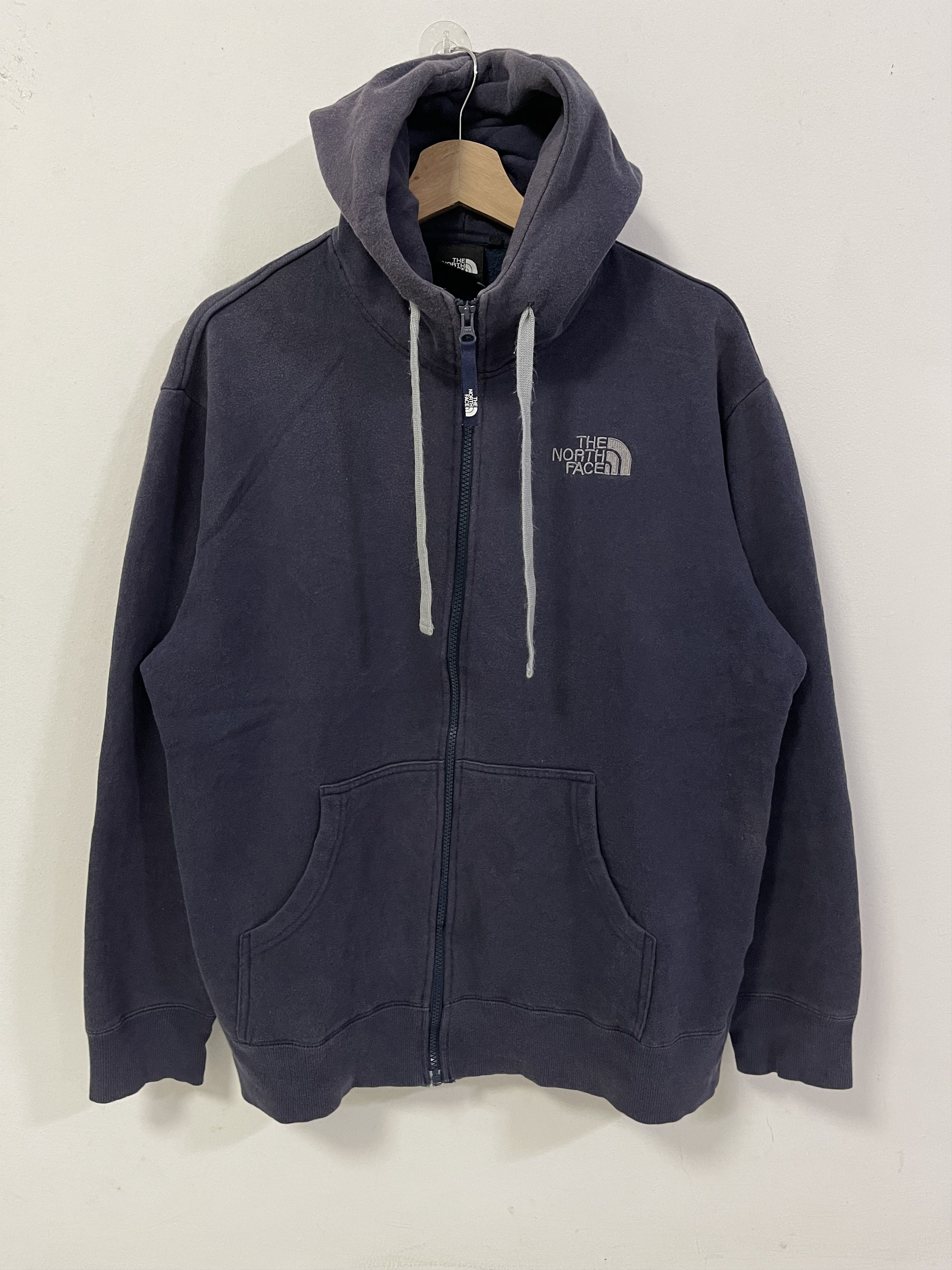 The North Face Vintage The North Face Embroidery Spellout Zip Up Hoodie Size L / US 10 / IT 46 - 1 Thumbnail