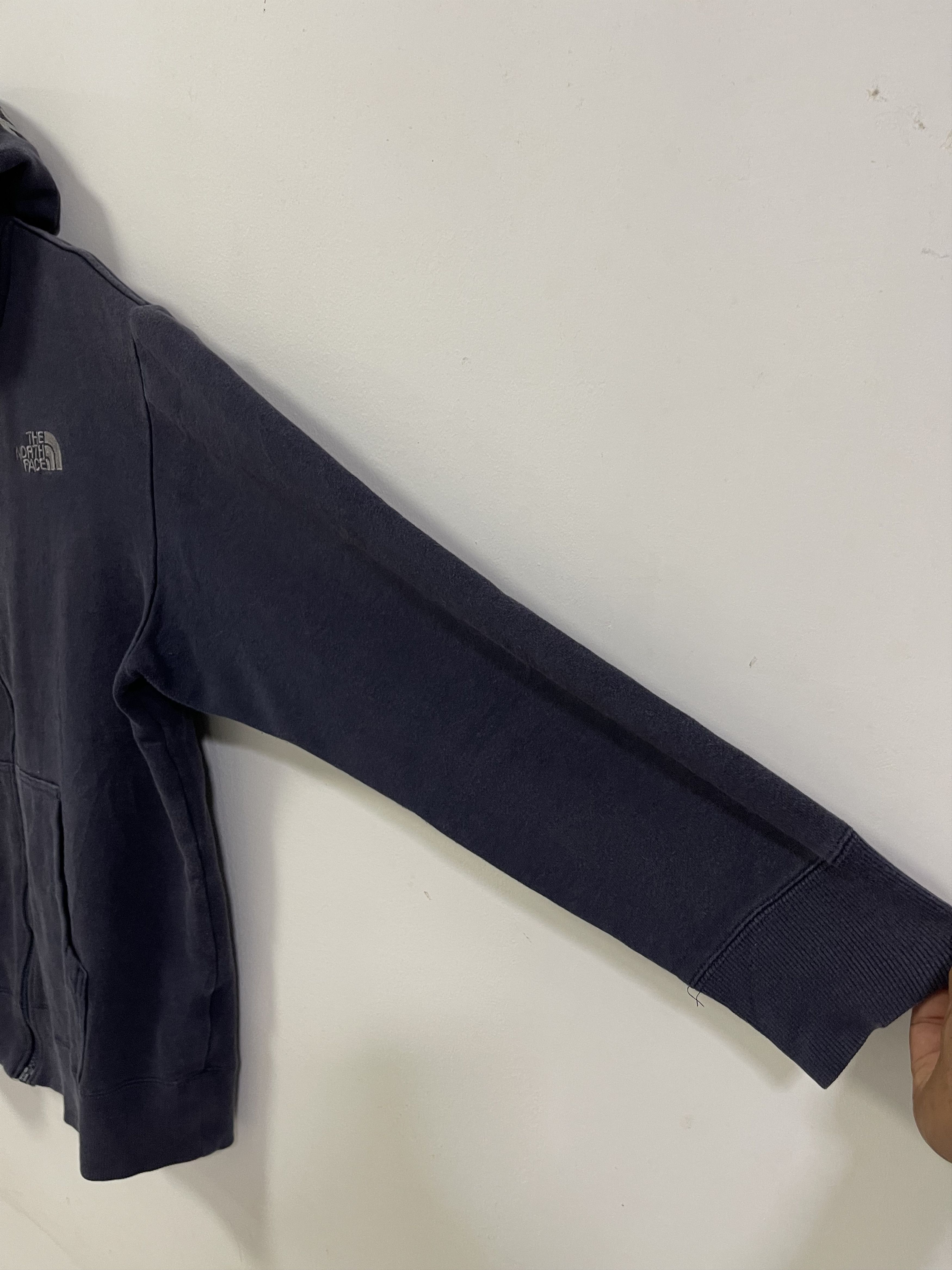 The North Face Vintage The North Face Embroidery Spellout Zip Up Hoodie Size L / US 10 / IT 46 - 2 Thumbnail