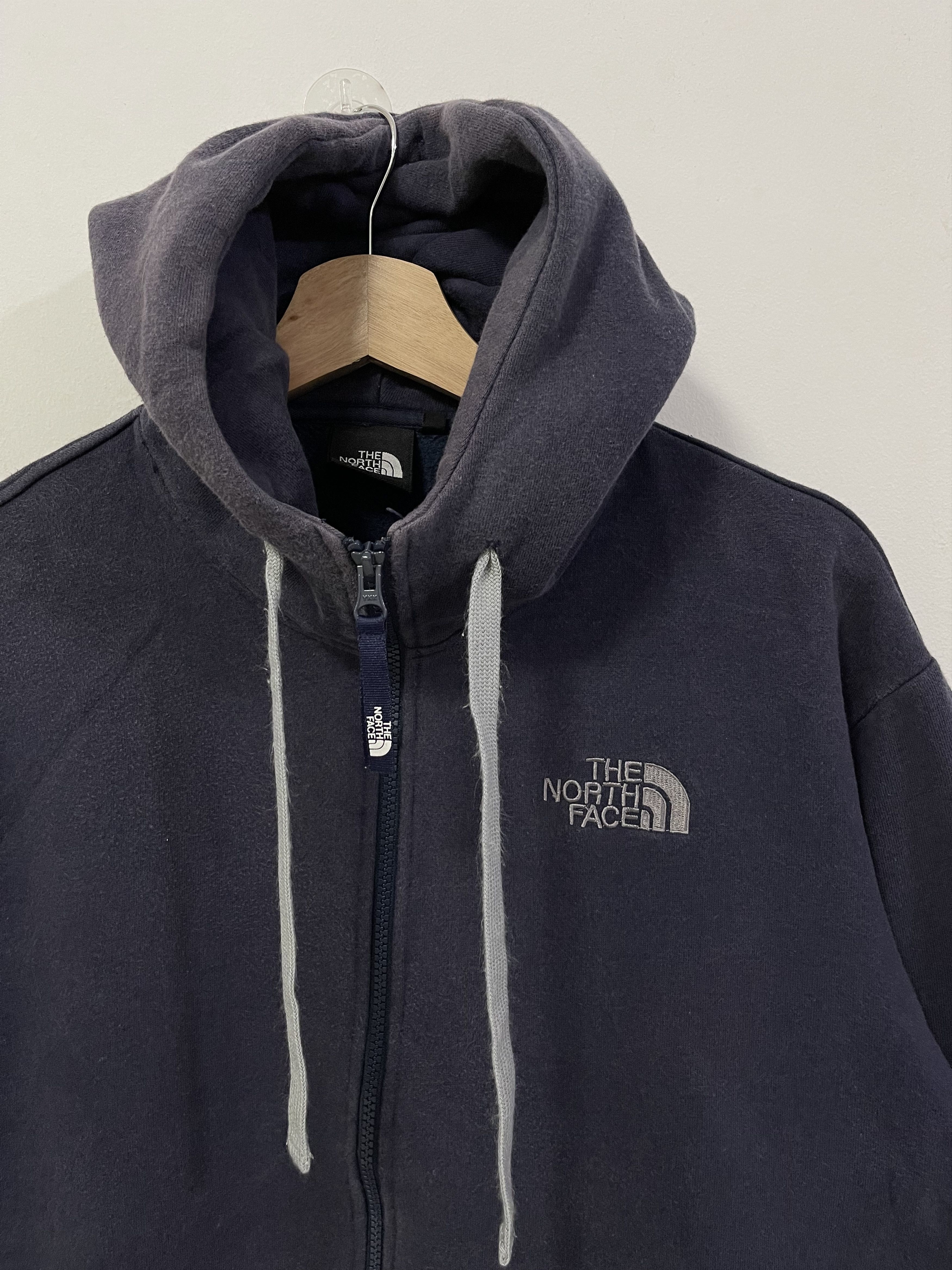 The North Face Vintage The North Face Embroidery Spellout Zip Up Hoodie Size L / US 10 / IT 46 - 6 Thumbnail