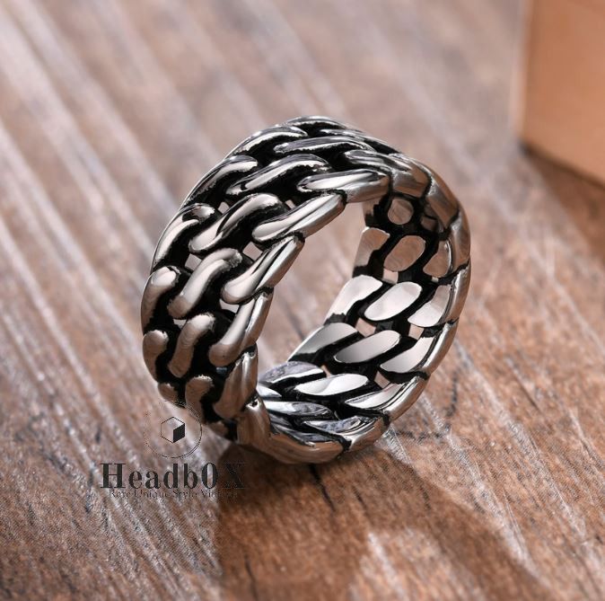 Jewelry Antique Chain Ring Size ONE SIZE - 1 Thumbnail