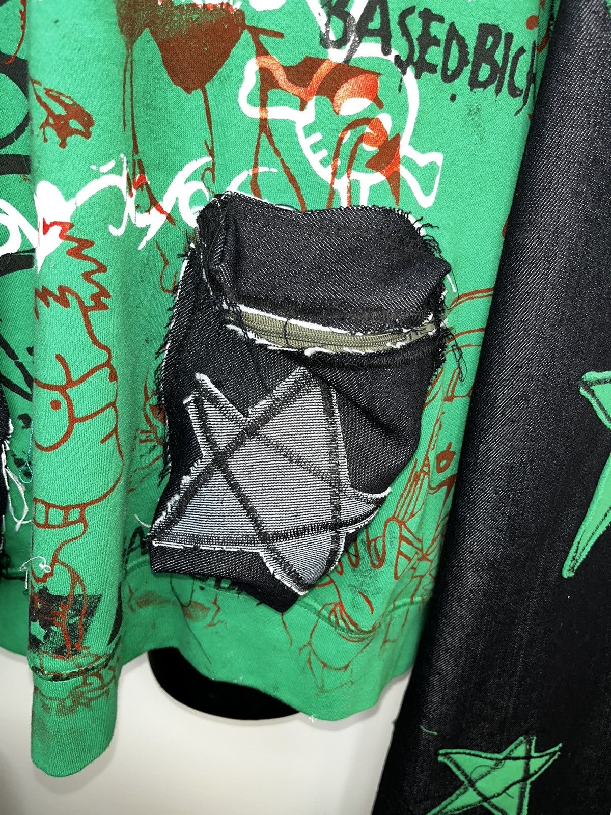 Designer Basedbich clown inspired extendo sleeve sweatshirt Size US XXL / EU 58 / 5 - 9 Thumbnail