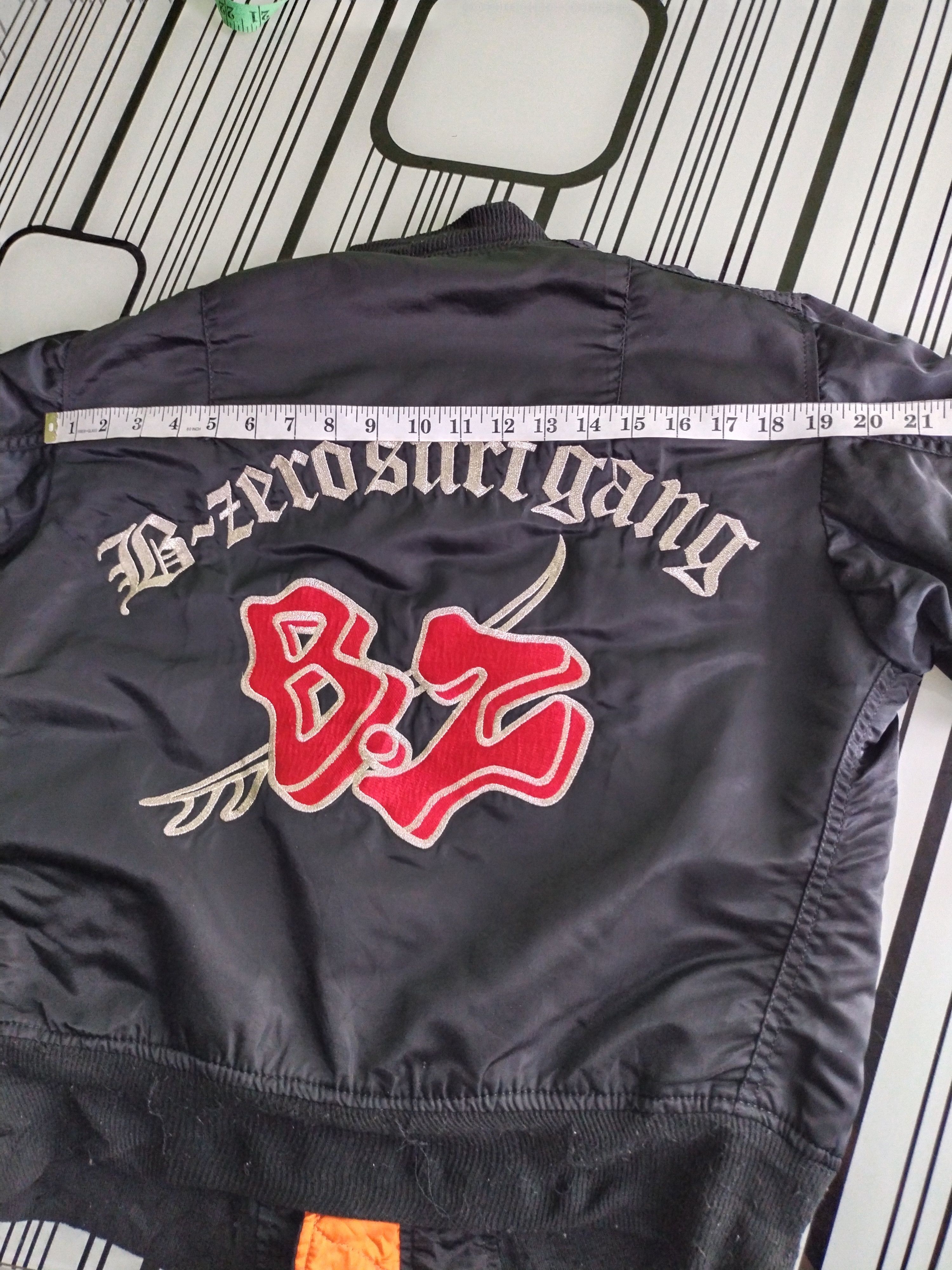 Buzz Rickson's VINTAGE B-ZERO SURF GANG EMBROIDERY ALPHA BOMBER JACKET Size US M / EU 48-50 / 2 - 16 Thumbnail