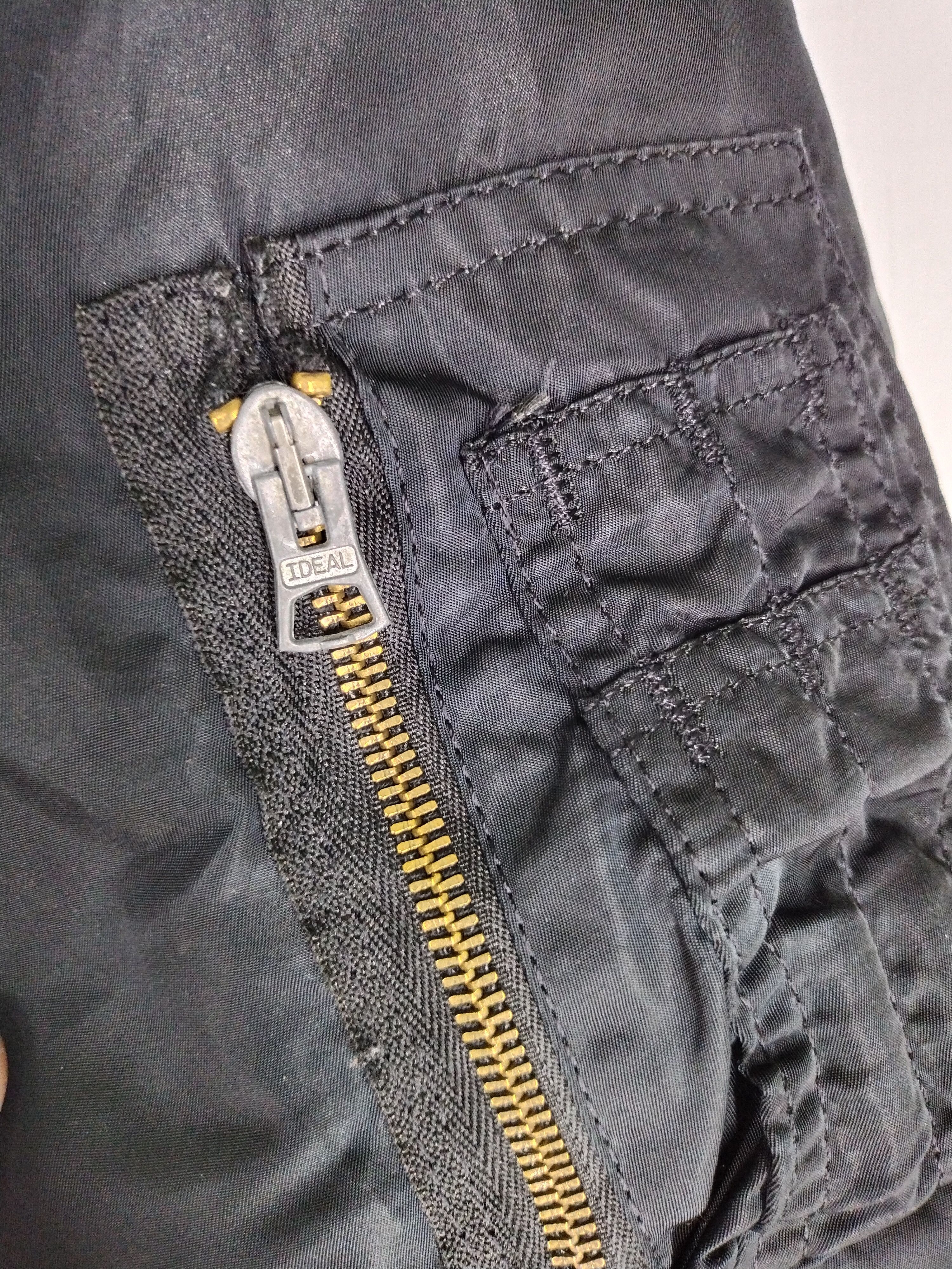 Buzz Rickson's VINTAGE B-ZERO SURF GANG EMBROIDERY ALPHA BOMBER JACKET Size US M / EU 48-50 / 2 - 10 Thumbnail