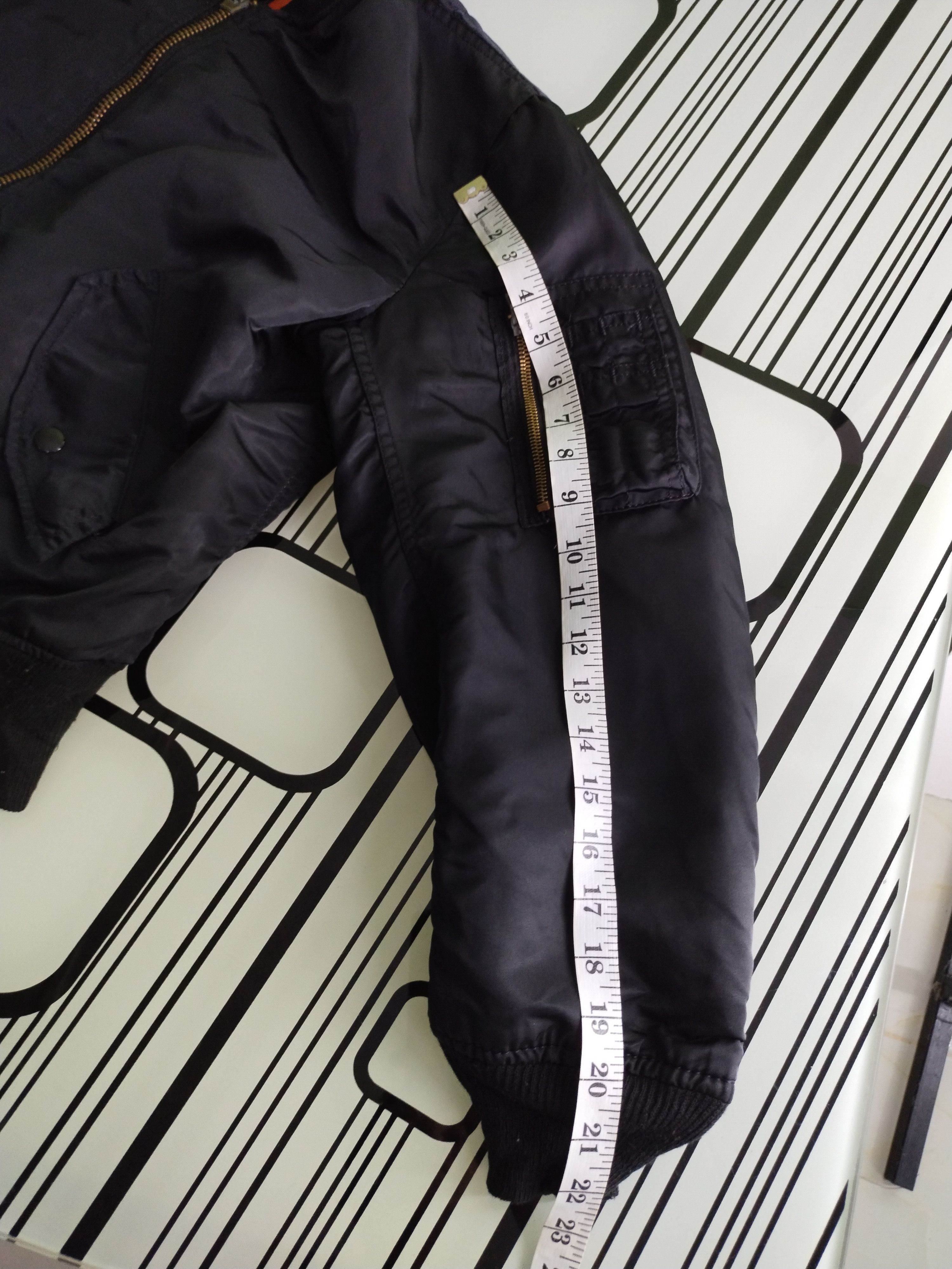 Buzz Rickson's VINTAGE B-ZERO SURF GANG EMBROIDERY ALPHA BOMBER JACKET Size US M / EU 48-50 / 2 - 17 Thumbnail
