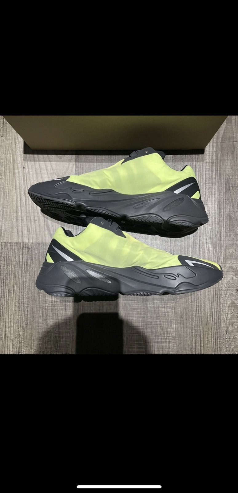 ADIDAS YEEZY 700 MNVN PHOSPHOR