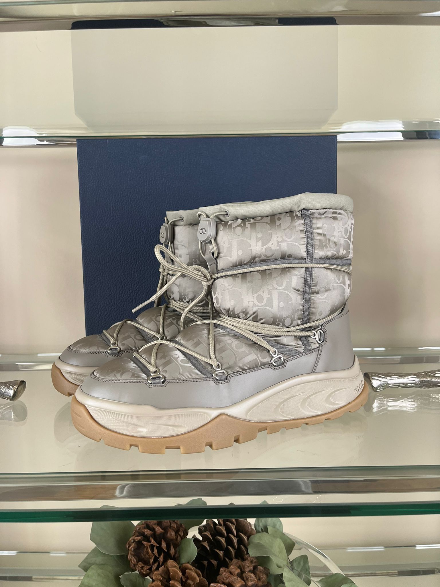 Dior Snow Boot High Dior Oblique in Beige | Grailed