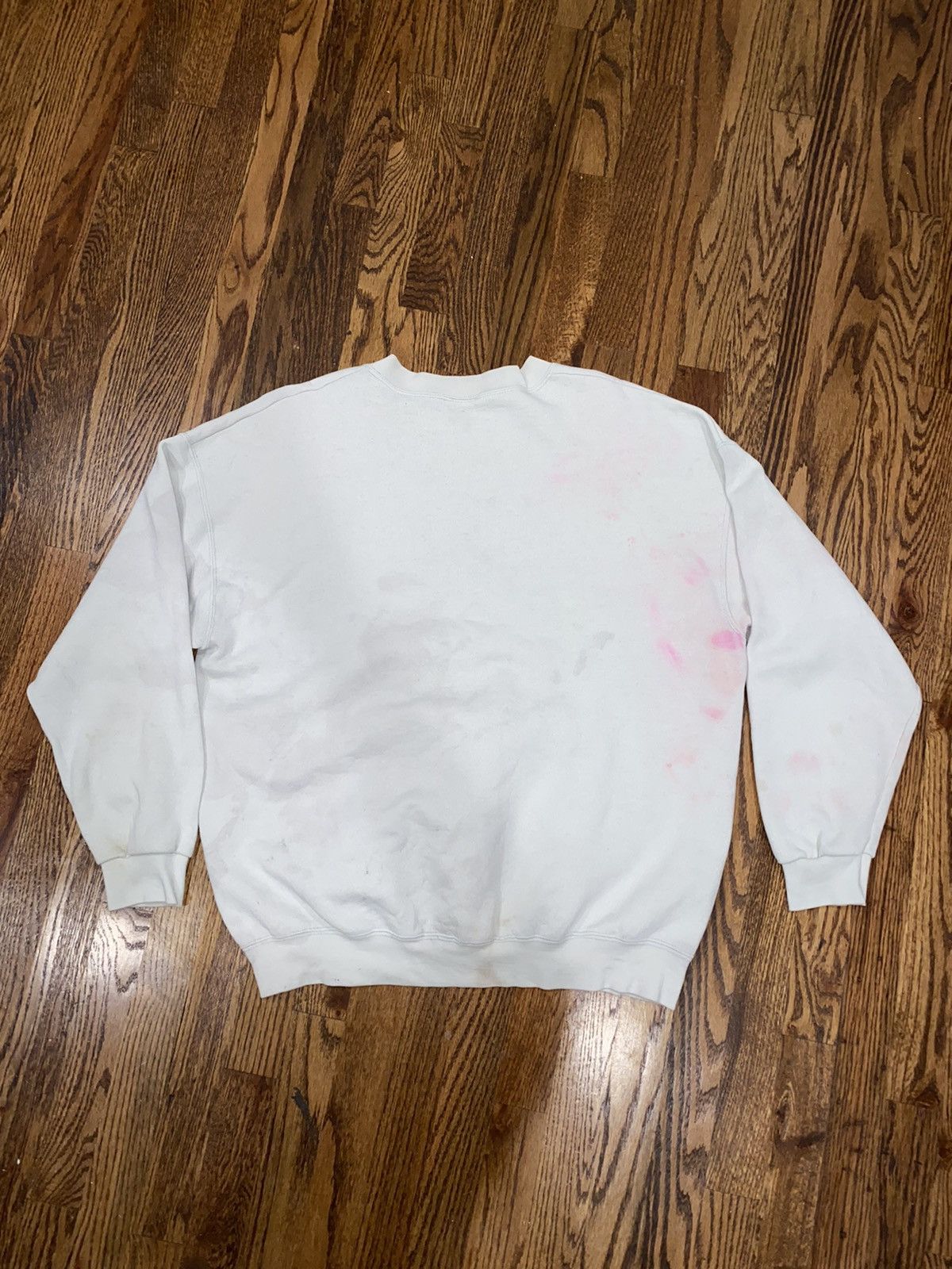Vintage Vintage Distressed Peter Rabbit Sweatshirt Size US XL / EU 56 / 4 - 4 Thumbnail