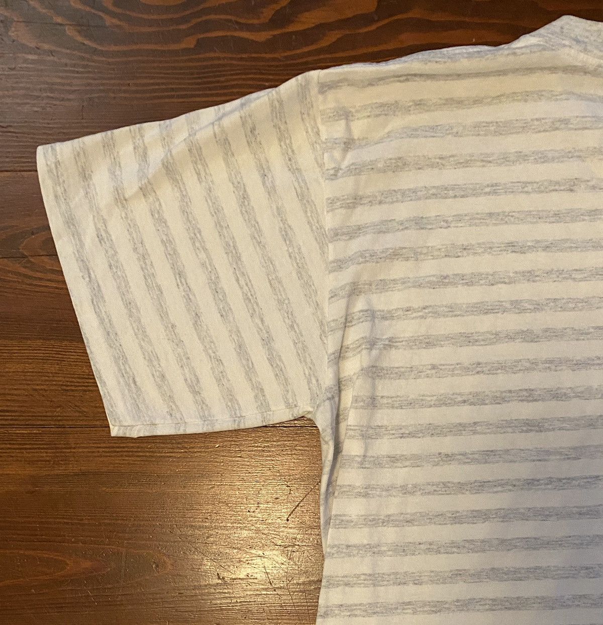 Trench USA Vintage 1993 90s Chicago Cubs Single Stitch Striped Tee Size US L / EU 52-54 / 3 - 14 Thumbnail
