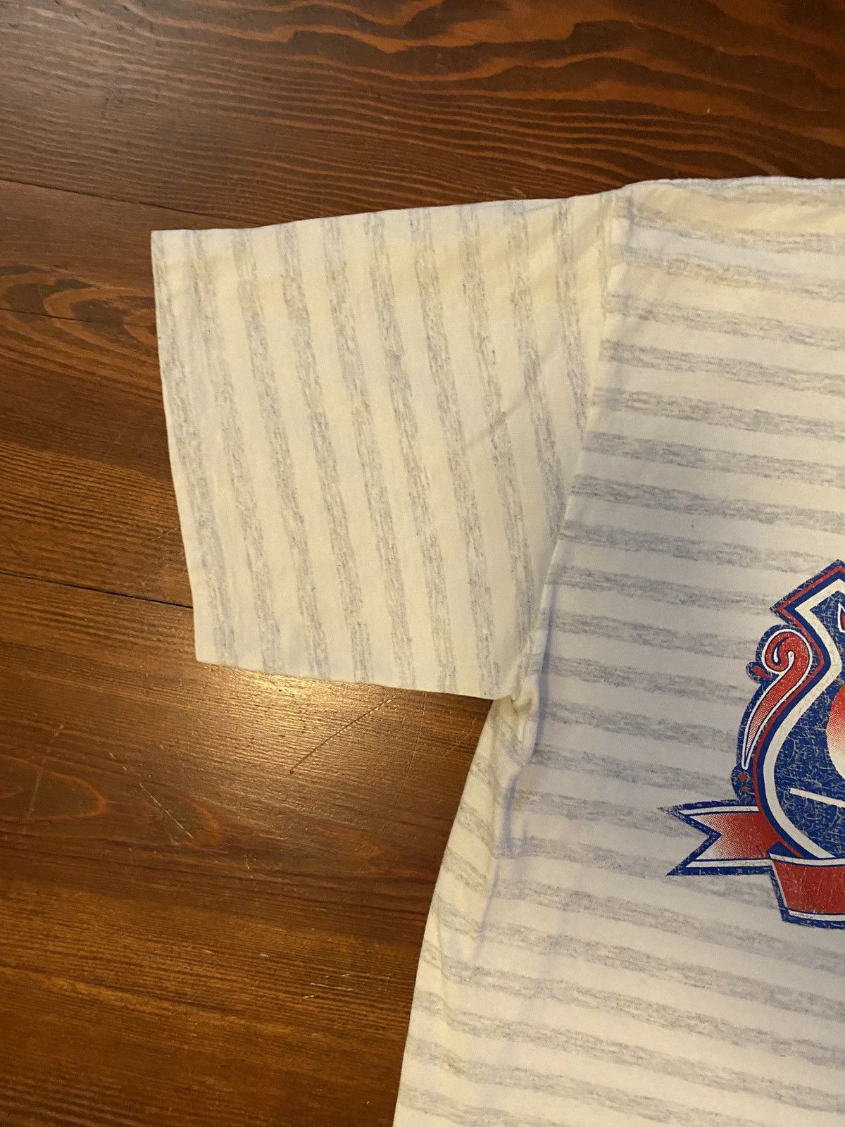 Trench USA Vintage 1993 90s Chicago Cubs Single Stitch Striped Tee Size US L / EU 52-54 / 3 - 3 Thumbnail