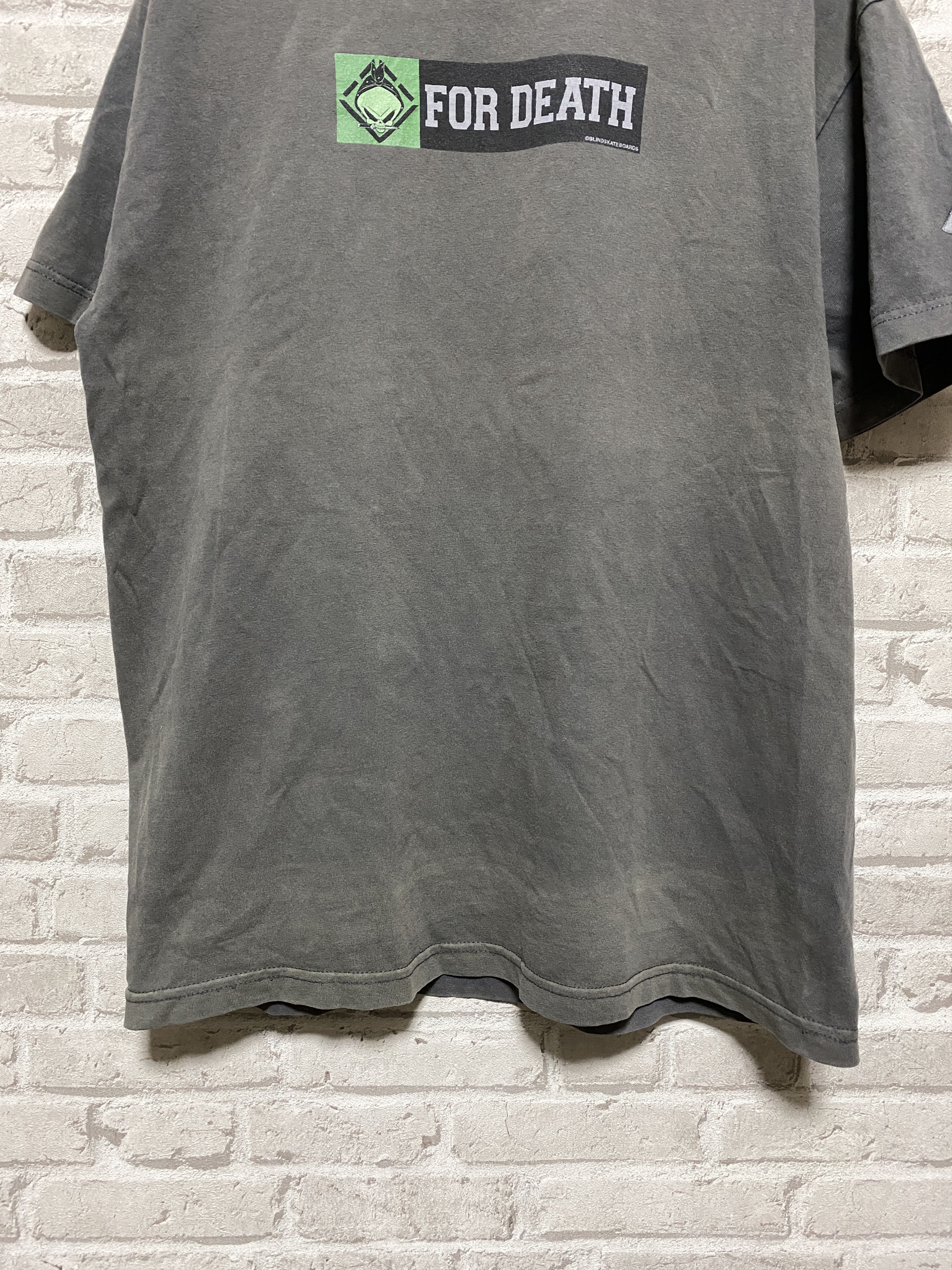 Hook-Ups Blind Skateboard 90s Vintage T-shirt Size US L / EU 52-54 / 3 - 12 Thumbnail