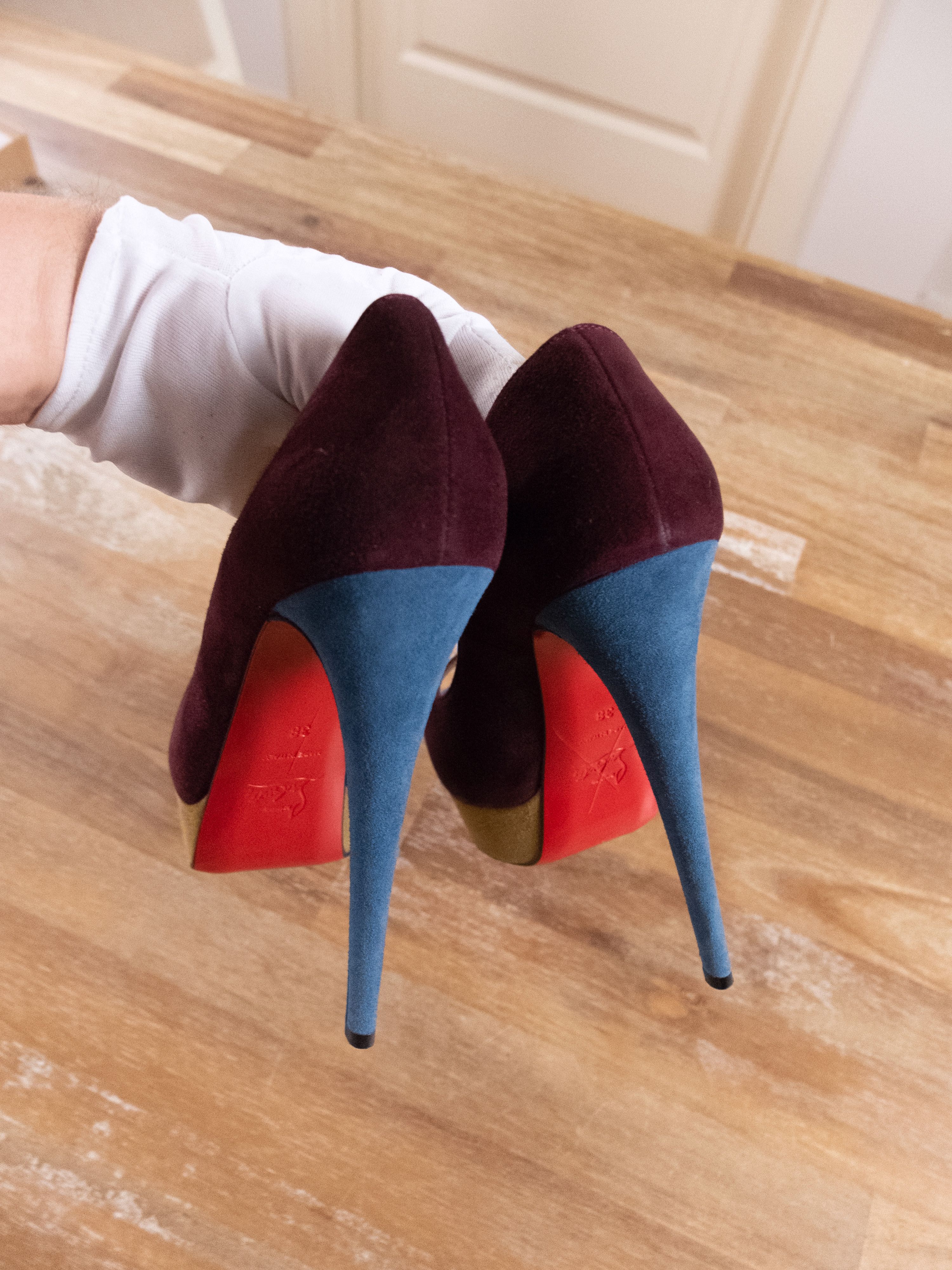 Christian Louboutin CHRISTIAN LOUBOUTIN Lady Peep burgundy suede platform pumps Size US 8 / IT 38 - 4 Thumbnail