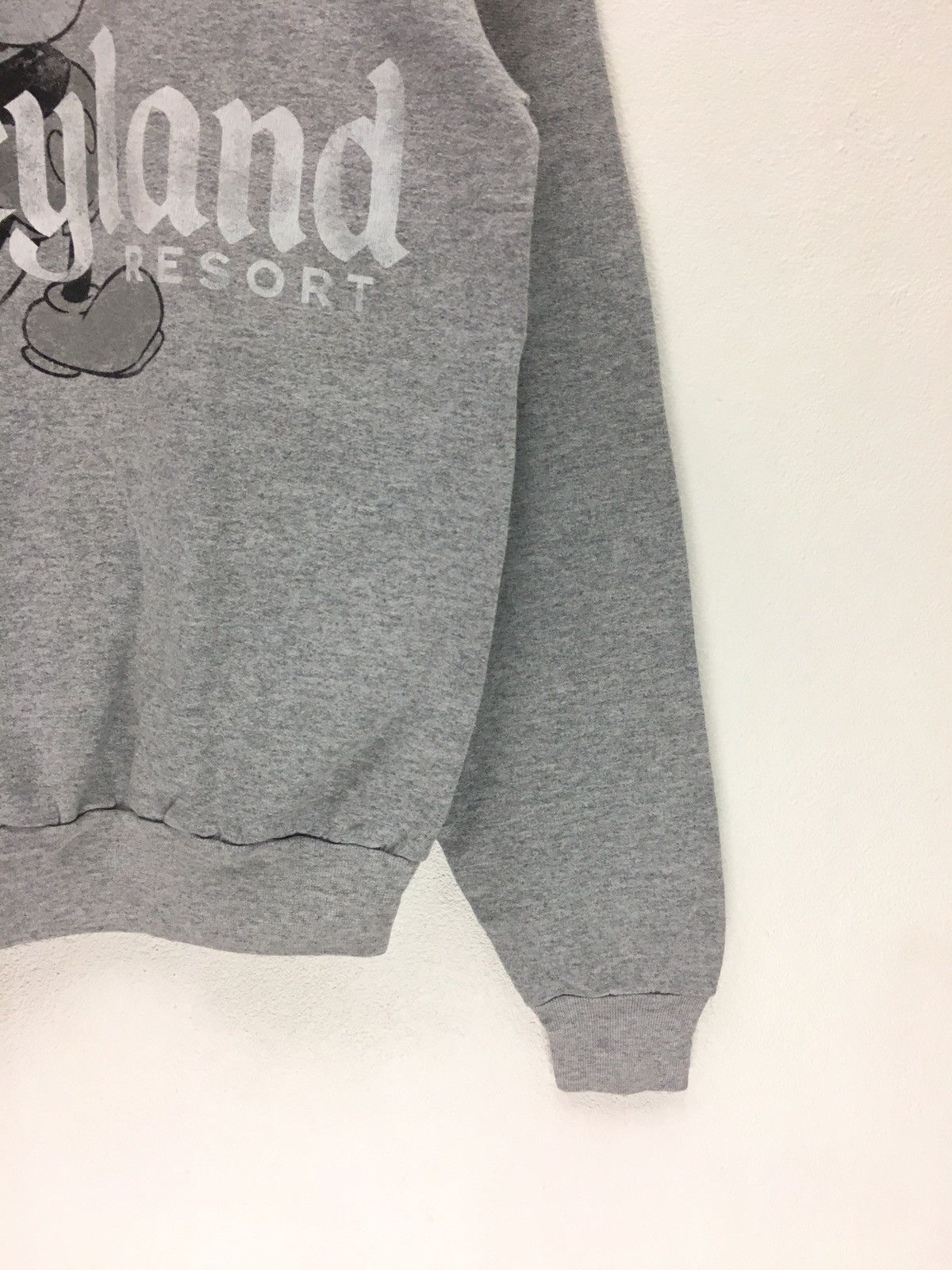 Disney × Mickey Mouse × Vintage Vintage Mickey Mouse Disneyland Cartoon Sweatshirt Size US S / EU 44-46 / 1 - 4 Thumbnail