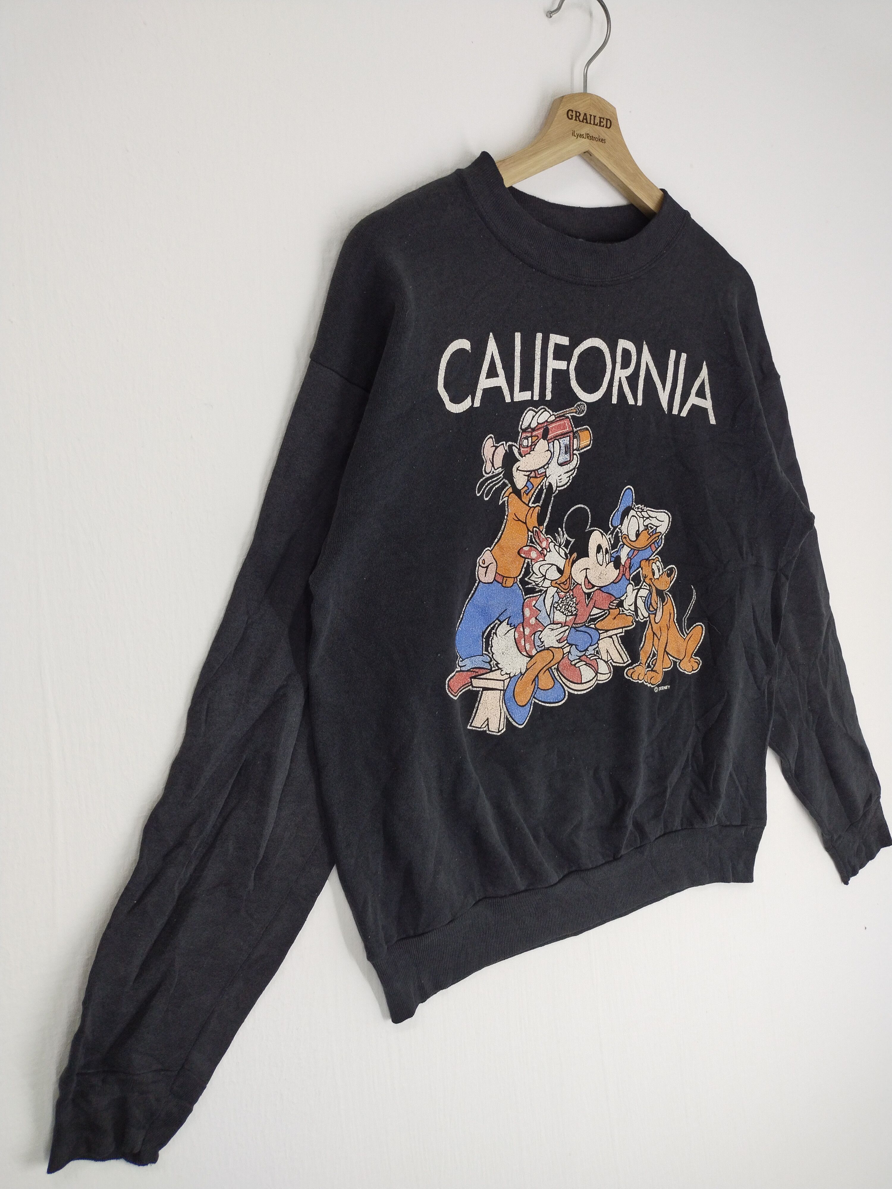 Cartoon Network VTG 80s DISNEY & FRIEND CALIFORNIA FADED SWEATSHIRT Size US M / EU 48-50 / 2 - 2 Thumbnail