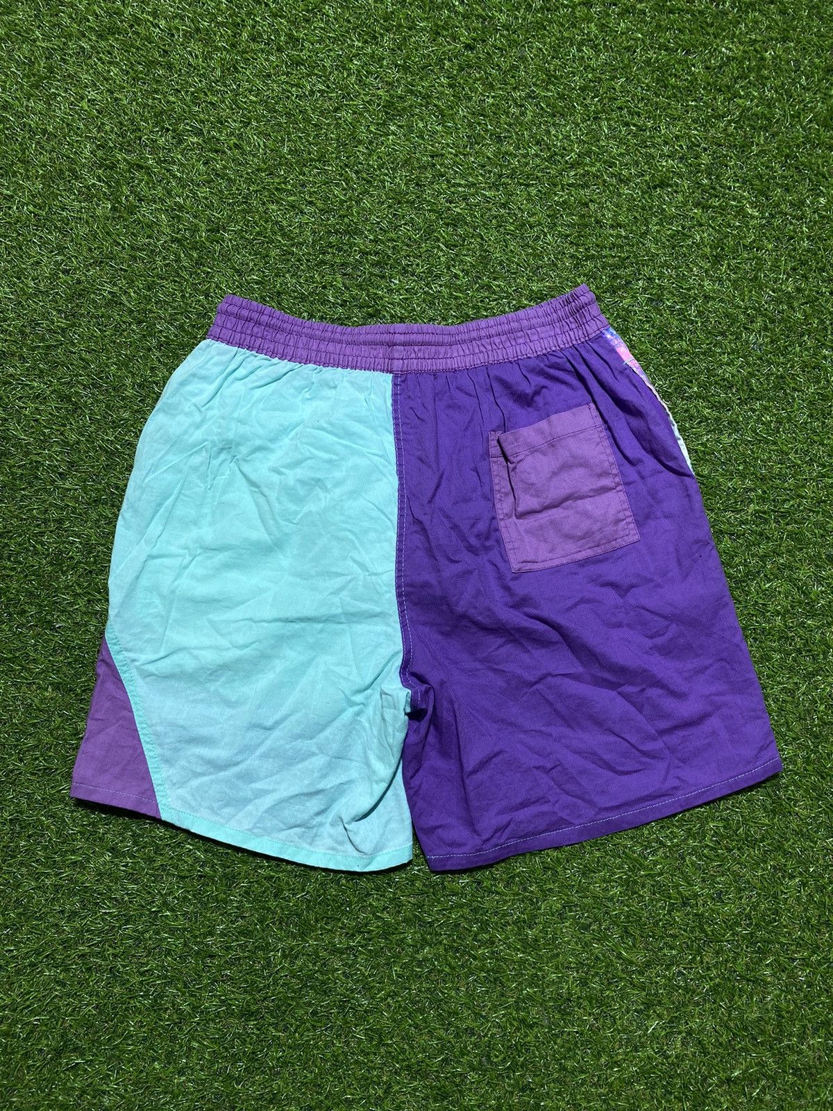 Vintage Vintage 90s art shorts streetwear Hawaiian style size M Size US 32 / EU 48 - 3 Thumbnail