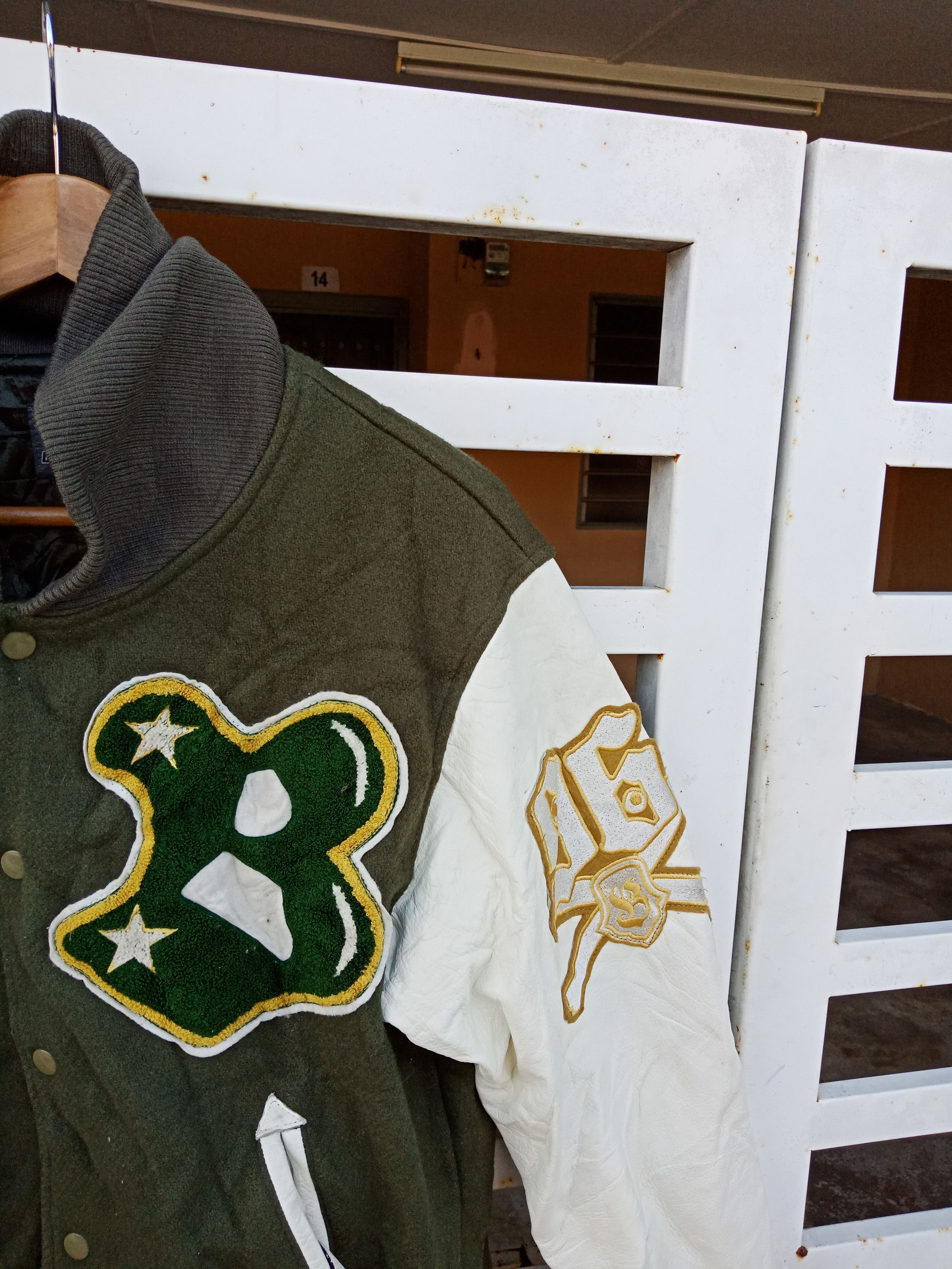 Japanese Brand Japanese Brand Bootlegbooth Big Logo Wool Varsity Jacket Size US M / EU 48-50 / 2 - 6 Thumbnail