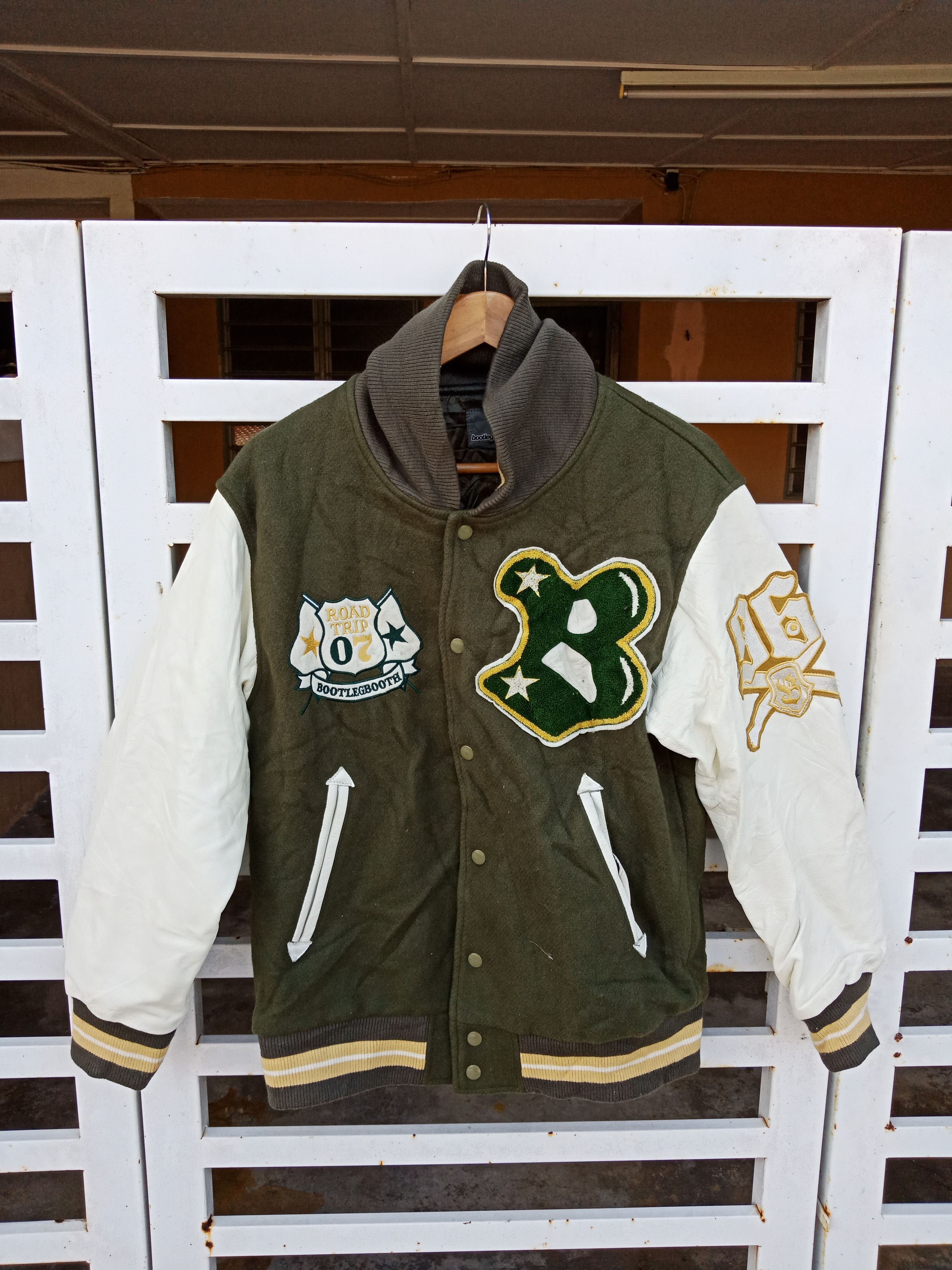 Japanese Brand Japanese Brand Bootlegbooth Big Logo Wool Varsity Jacket Size US M / EU 48-50 / 2 - 2 Thumbnail