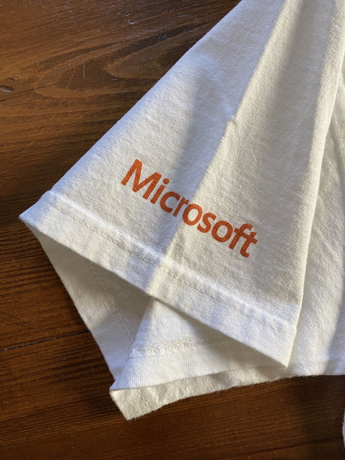 Microsoft 2011 Microsoft Office 365 Tee Size US M / EU 48-50 / 2 - 7 Thumbnail