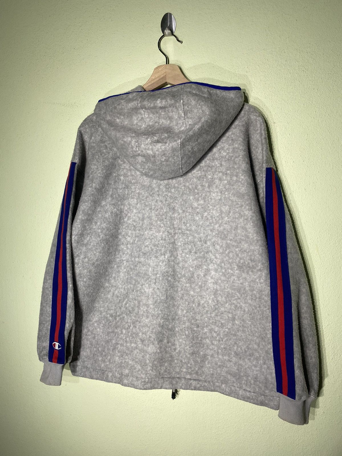 Champion 🔥Offer Me🔥Champion Fleece Hoodies Sweater Size US L / EU 52-54 / 3 - 8 Thumbnail