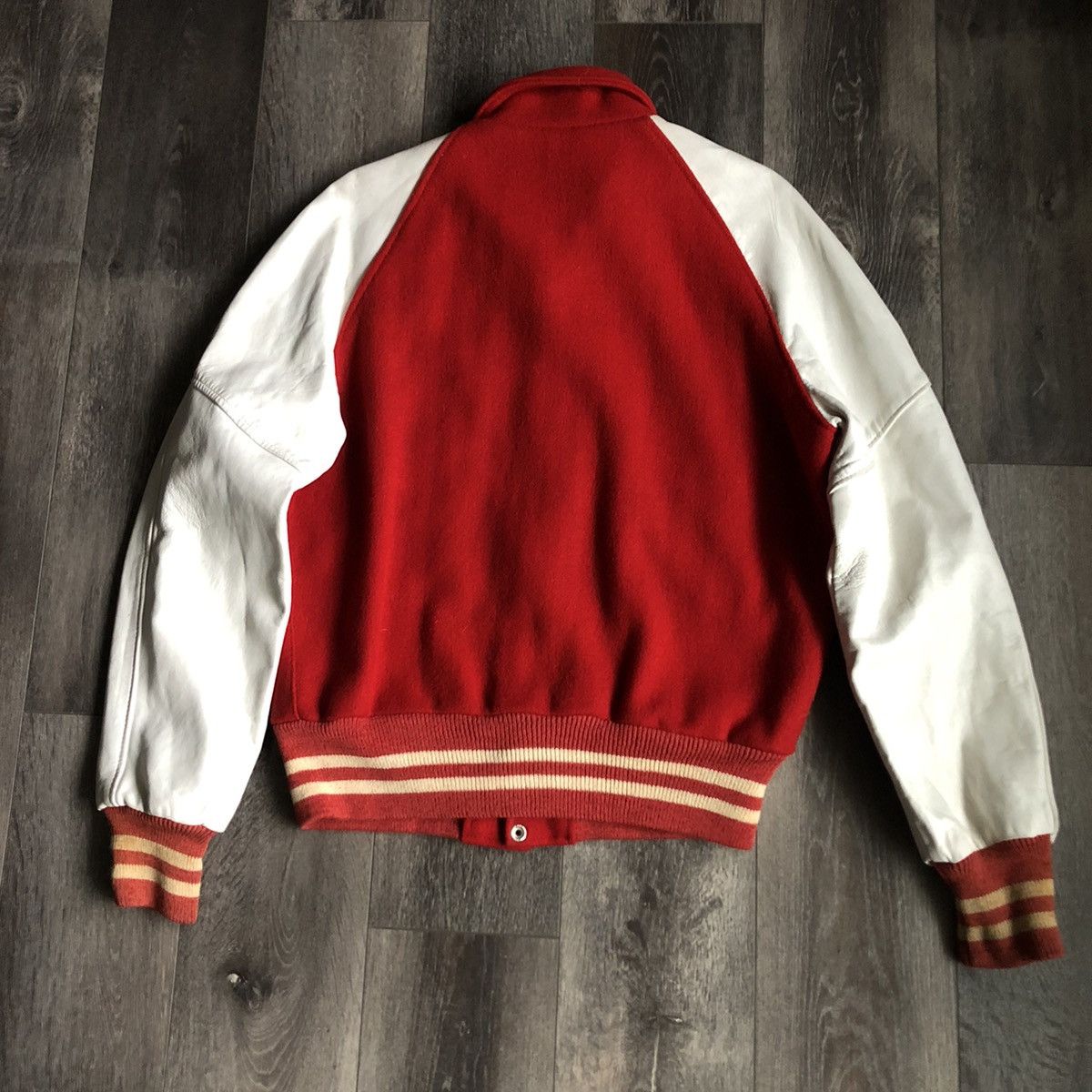 Vintage Vintage 1960s C&S Sportswear T Wings Varsity Leather Jacket Size US L / EU 52-54 / 3 - 2 Thumbnail