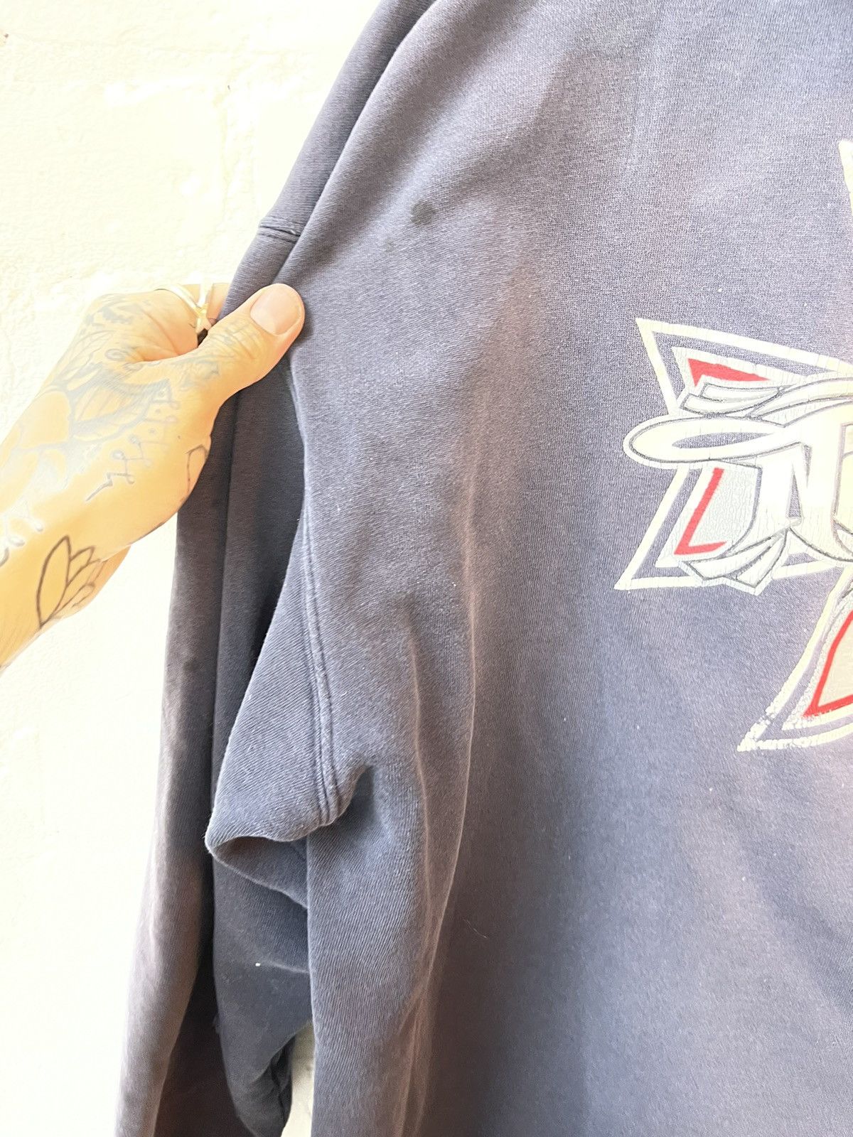 No Fear × Vintage THRASHED SUN FADED BURNOUT HOODIE SWEATER XL Baggy Size US XL / EU 56 / 4 - 14 Thumbnail