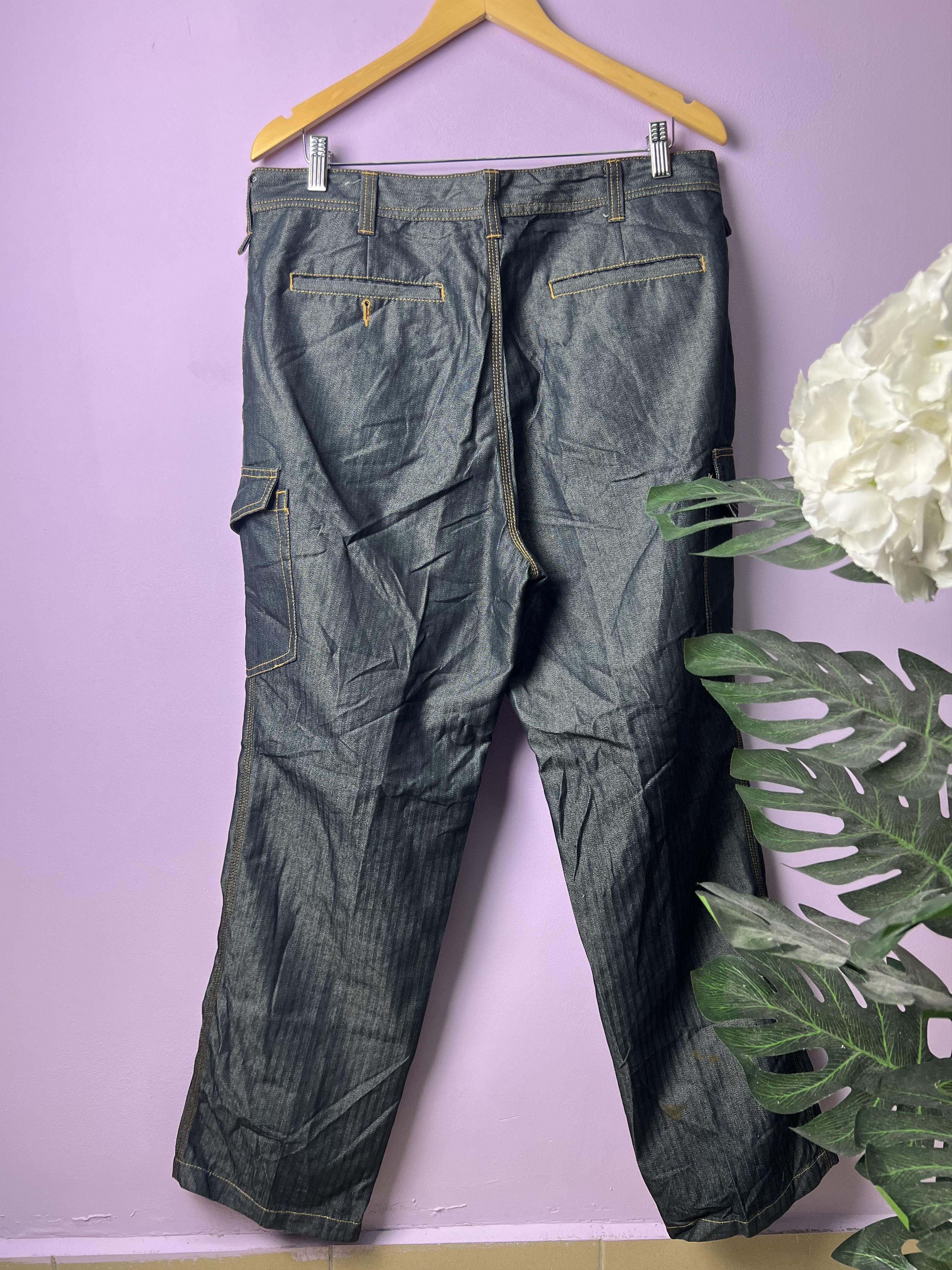 Japanese Brand 🔥Herringbone Denim Cargo Pants Size US 35 - 3 Thumbnail