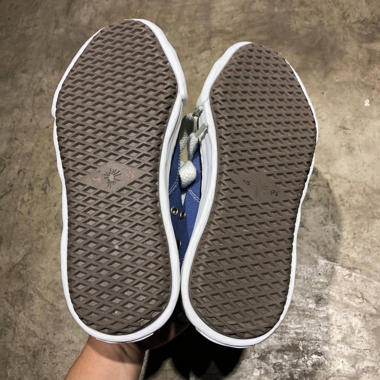 Maison MIHARA YASUHIRO Miharayasuhiro Blue High Top sneakers Size US 7 / EU 40 - 7 Thumbnail