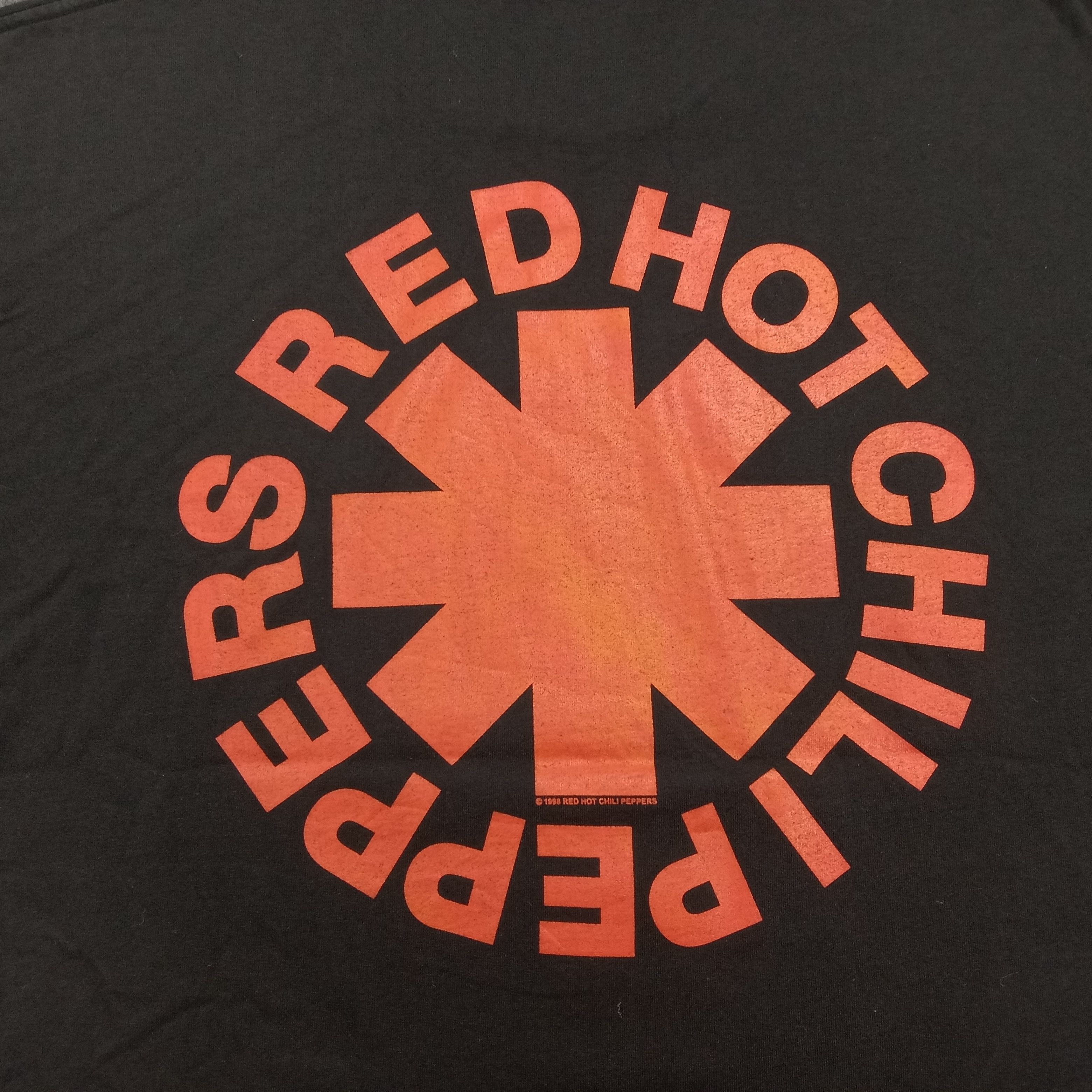 Band Tees × Vintage Vintage 90' RED HOT CHILI PEPPERS American Rock Band Tees Size US L / EU 52-54 / 3 - 4 Thumbnail