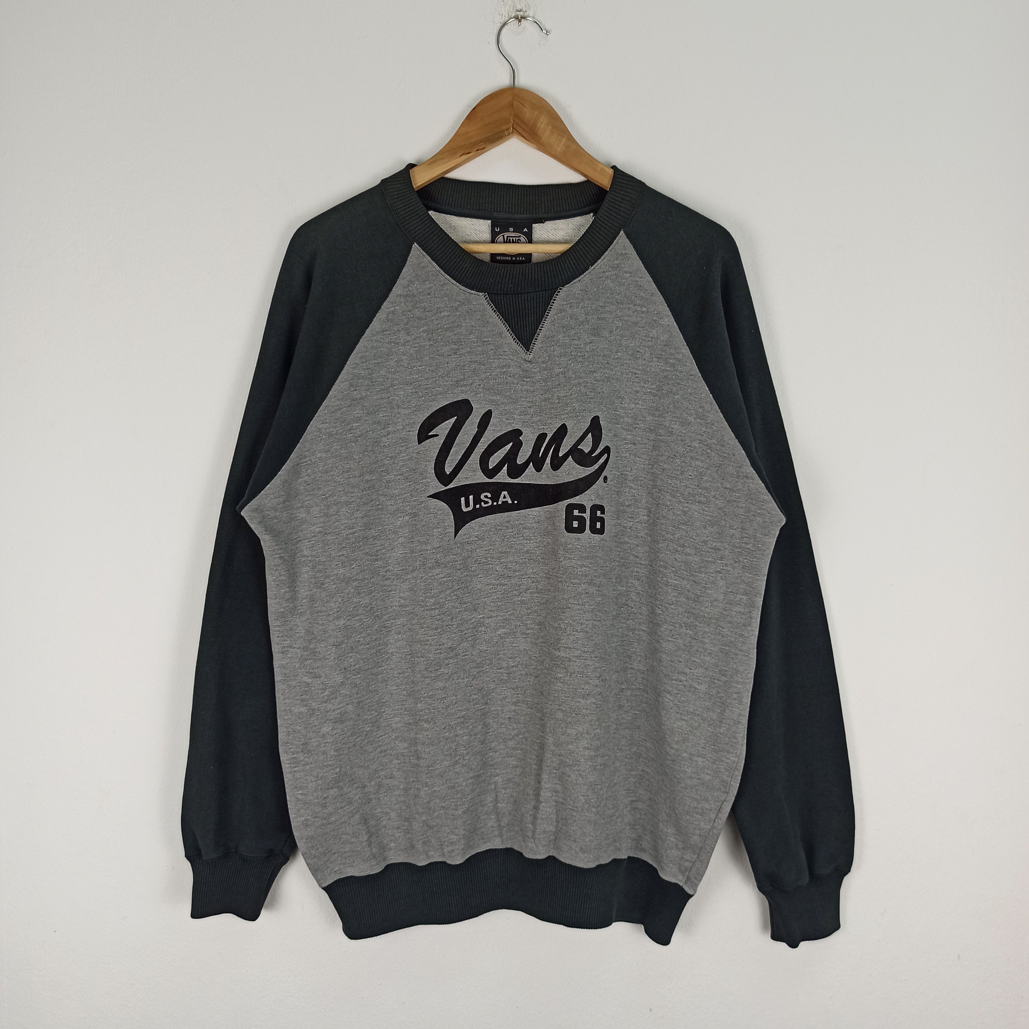 Vans 🔥STEALS🔥 Vans Usa Spell Out Logo Sweatshirt Size US L / EU 52-54 / 3 - 1 Thumbnail