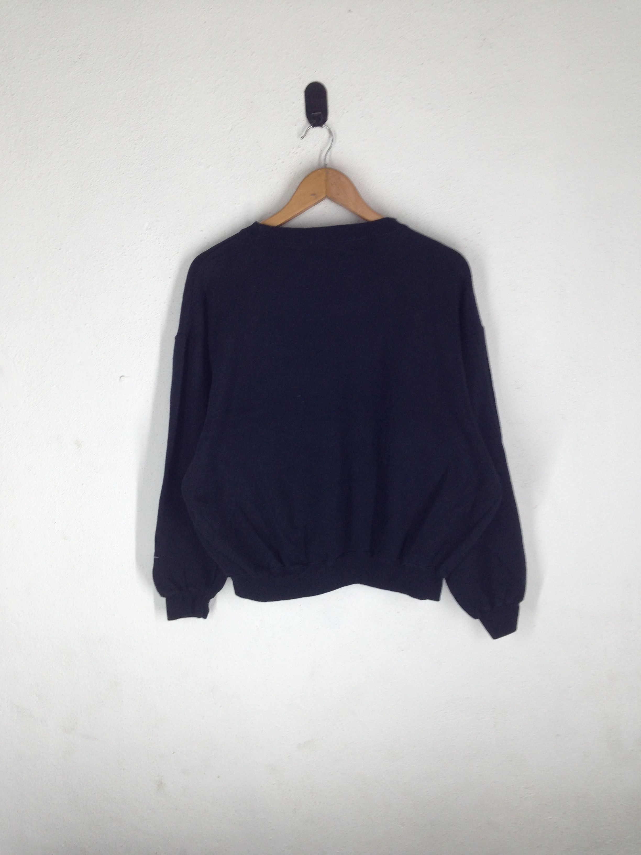 Mickey Mouse Rare Vintage Mickey Mouse Sweatshirts Size L Size US L / EU 52-54 / 3 - 2 Thumbnail