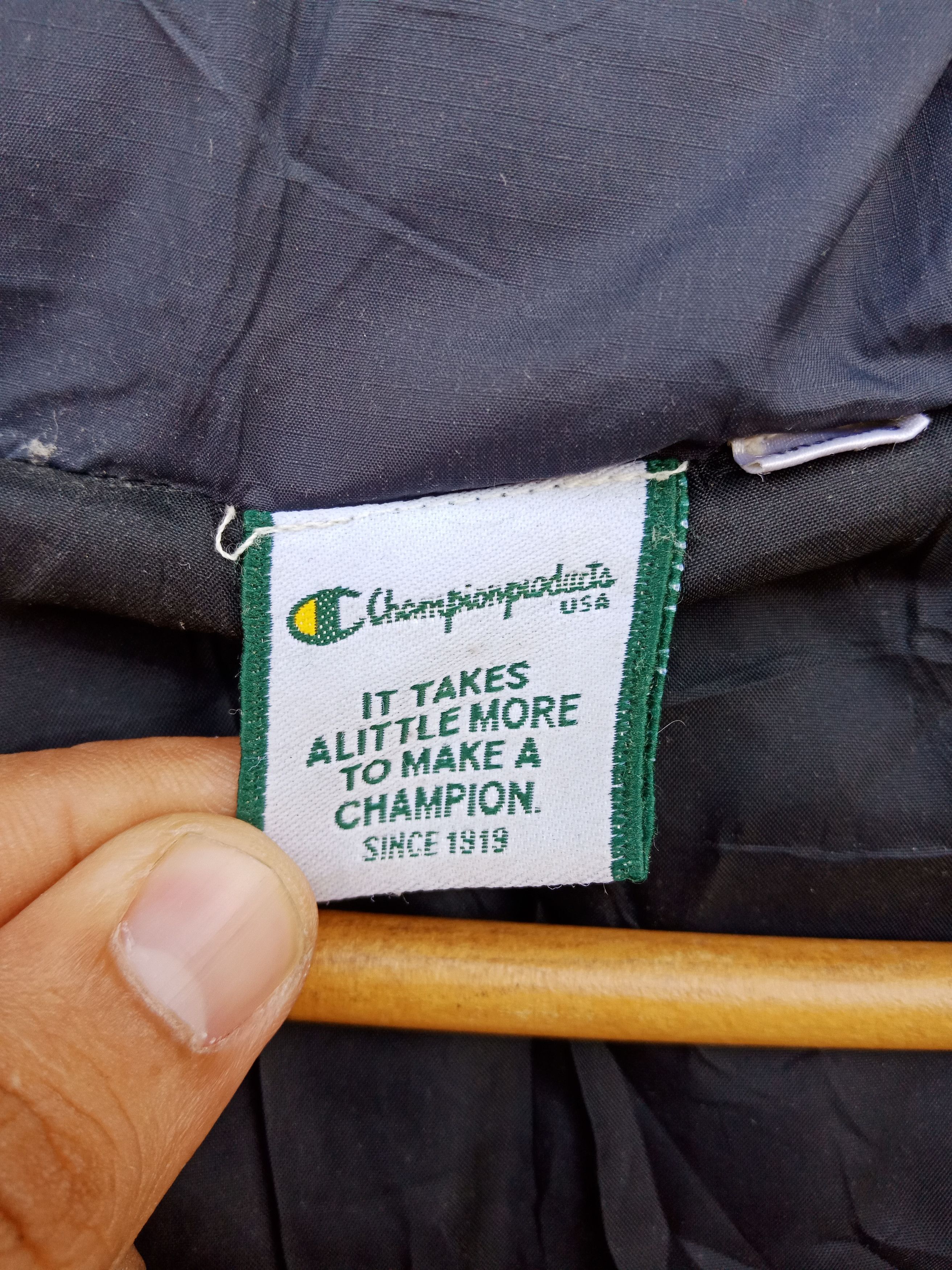 Champion Champion Puffer Light Jacket Size US L / EU 52-54 / 3 - 9 Thumbnail
